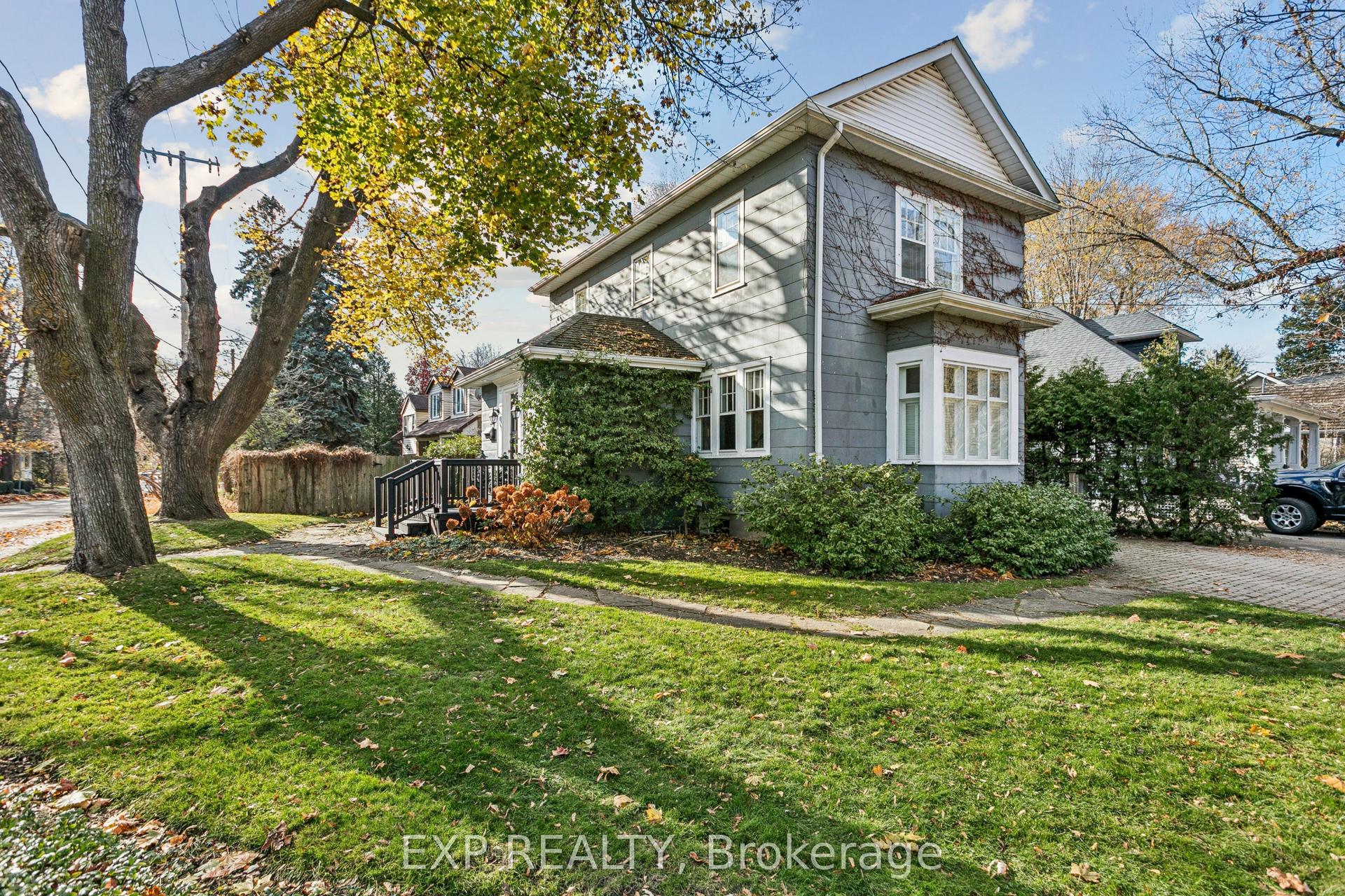289 Spruce Street — photo 1