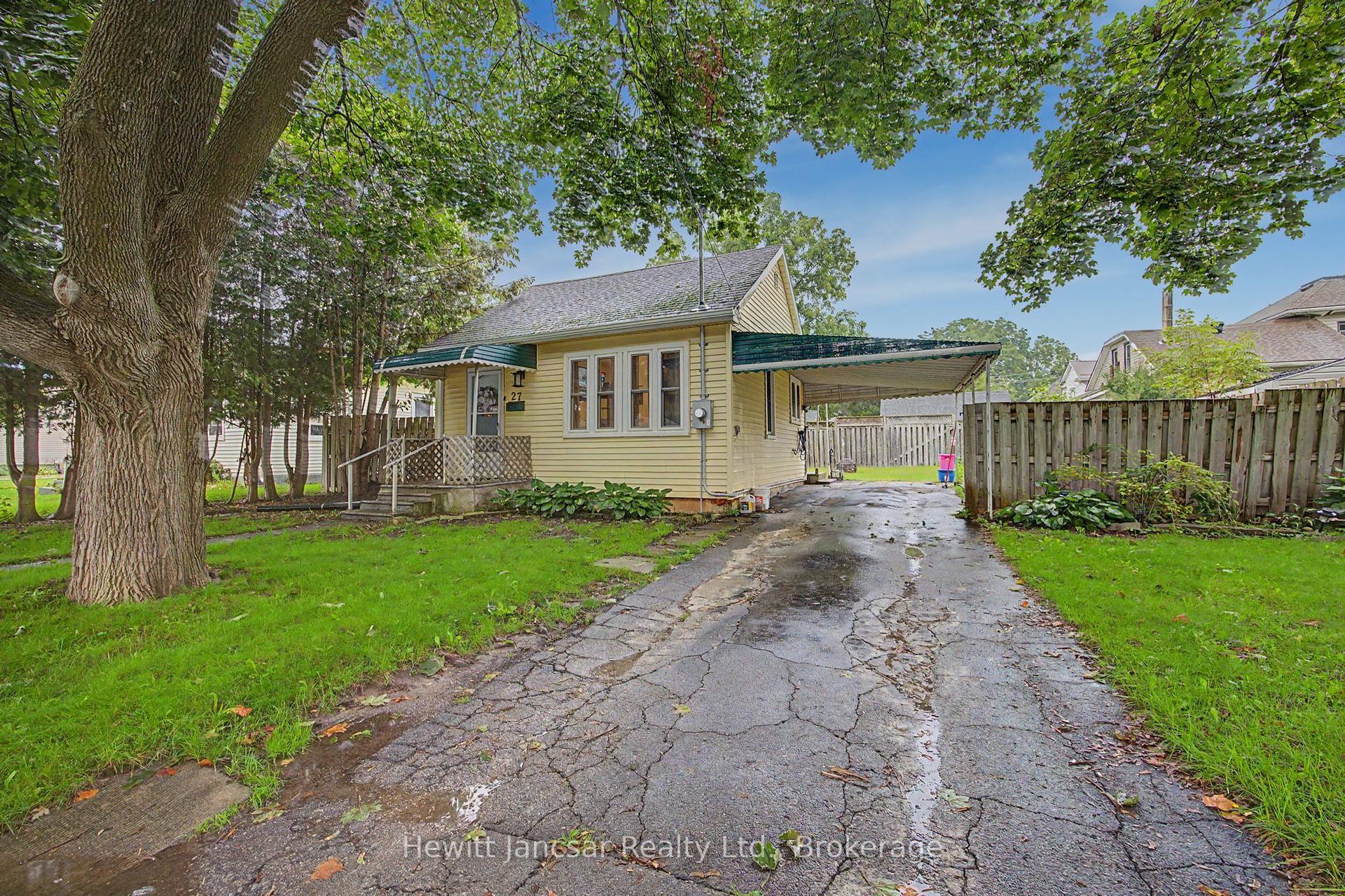 27 CHESTNUT Street W, Aylmer — Detached for sale, photo 1