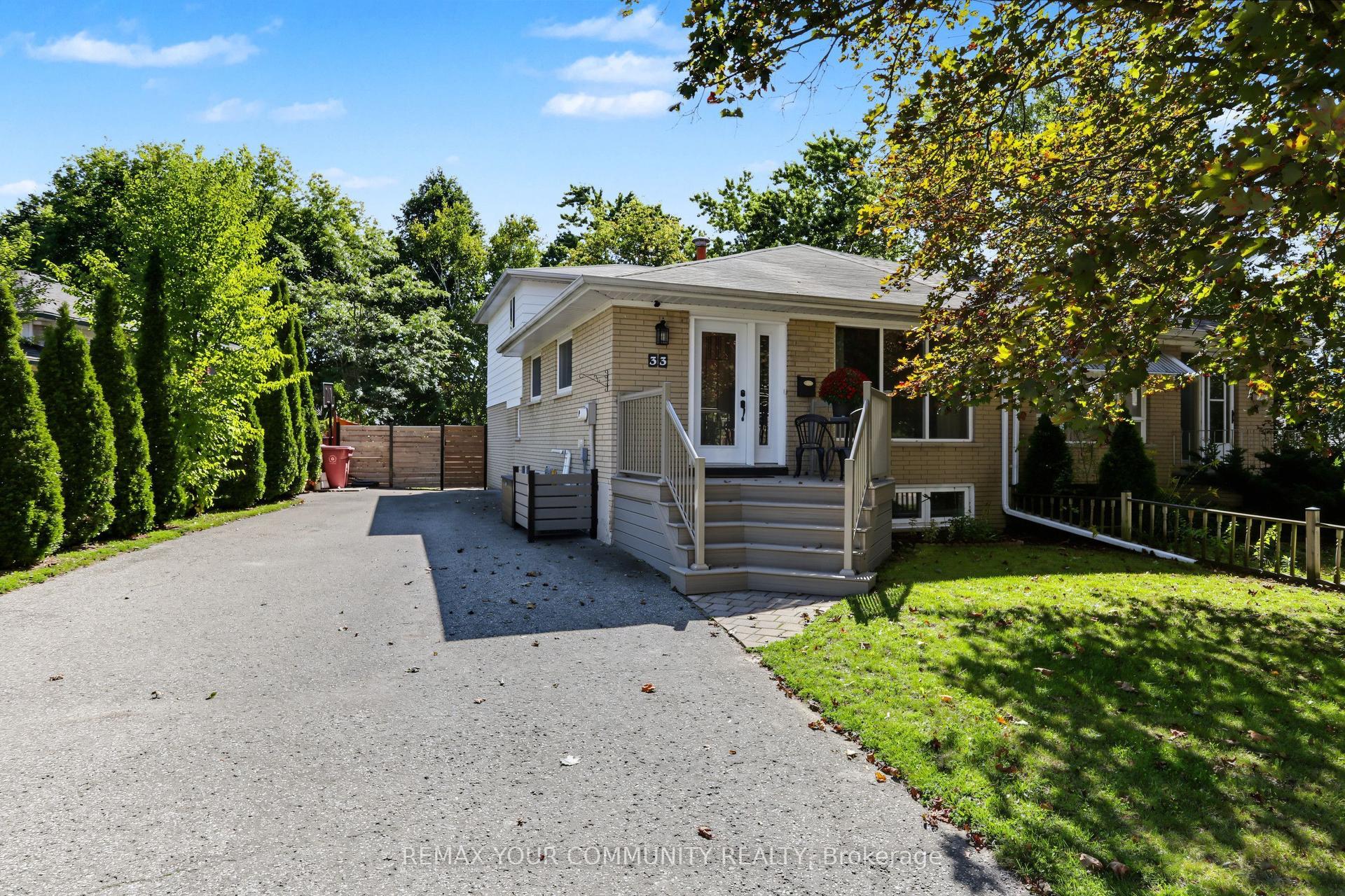 33 McDonald Drive, Aurora — Semi-Detached for sale, photo 1