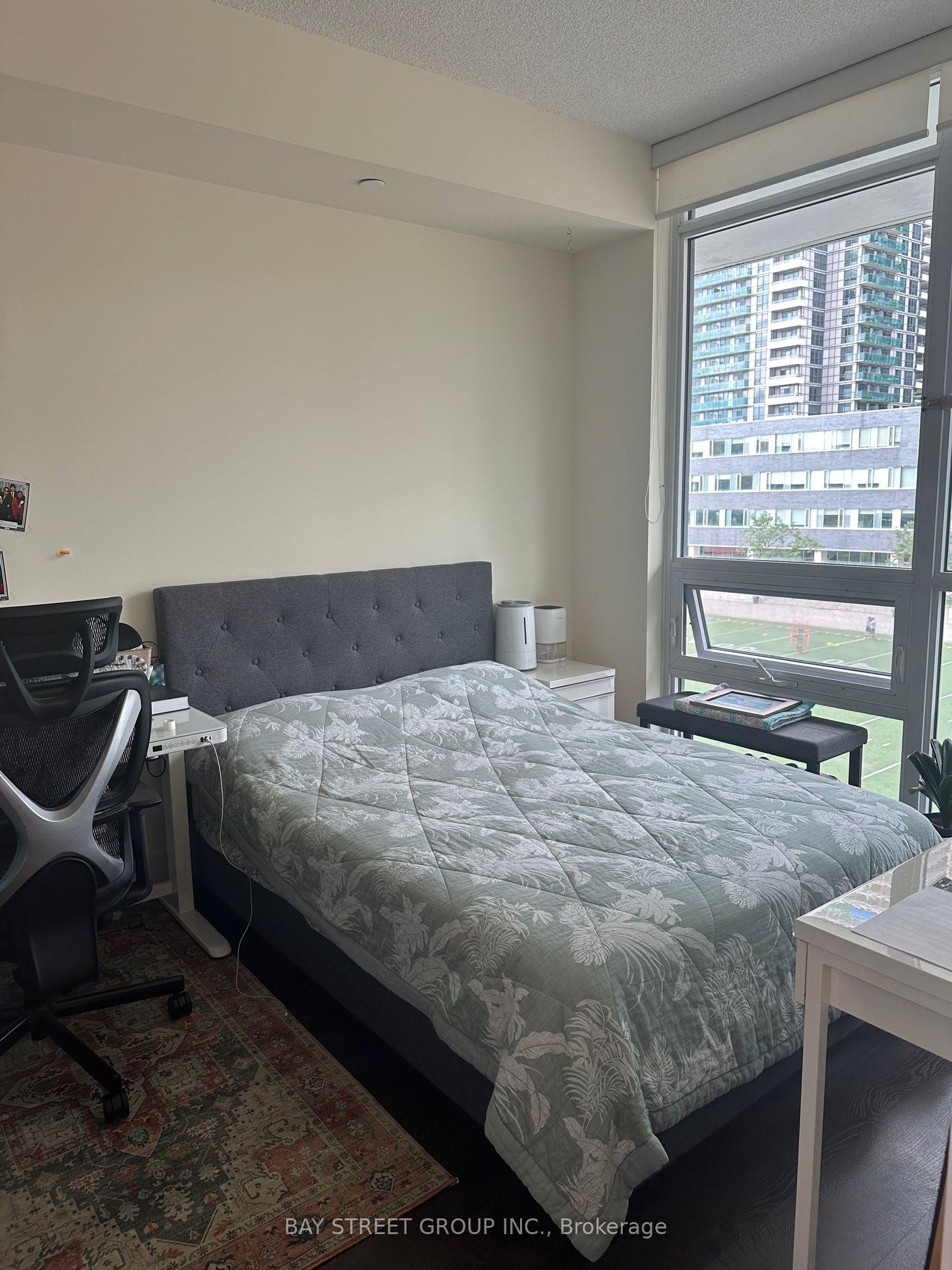 30 Roehampton Avenue 417 #417 — photo 1