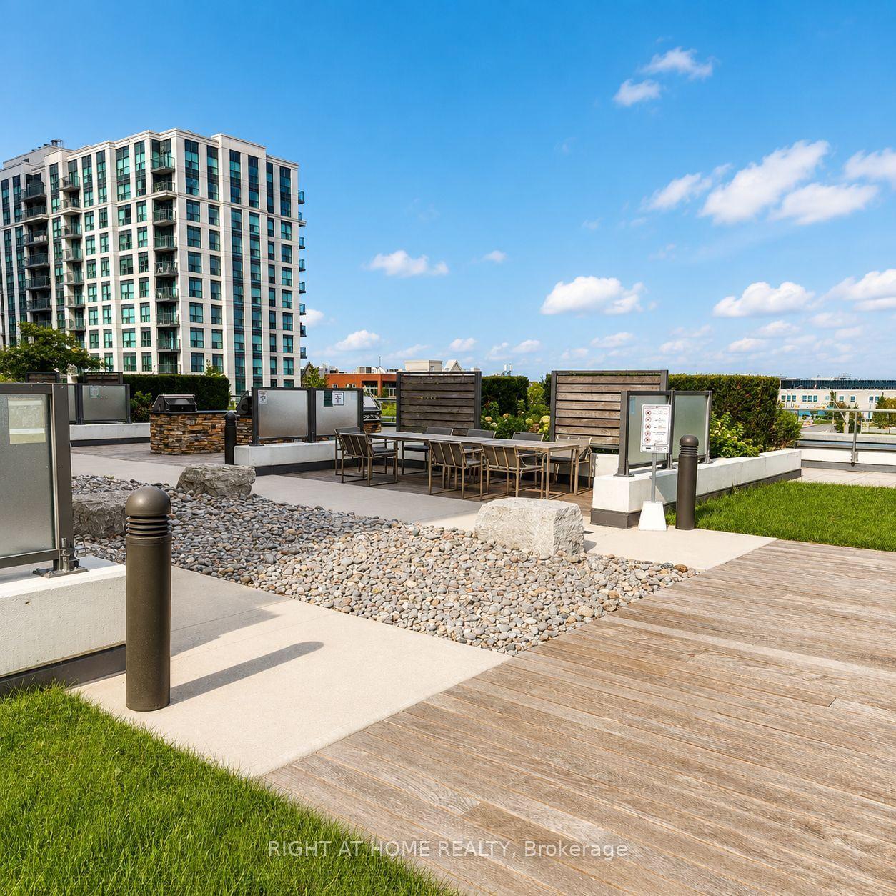 65 Oneida Crescent 403 #403, Richmond Hill — Condo for lease, photo 1