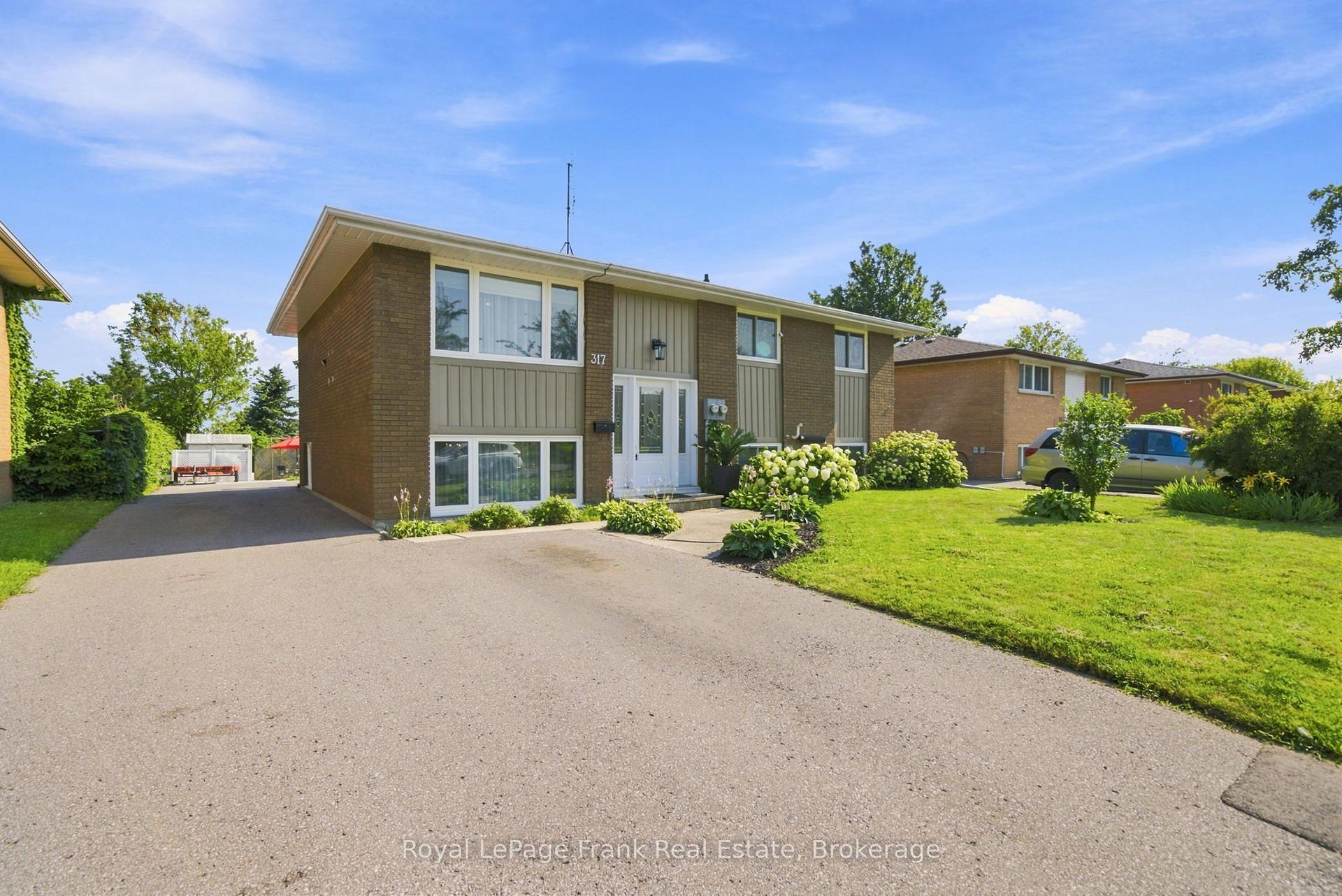 317 Dwight Avenue, Oshawa — Detached for sale, photo 1