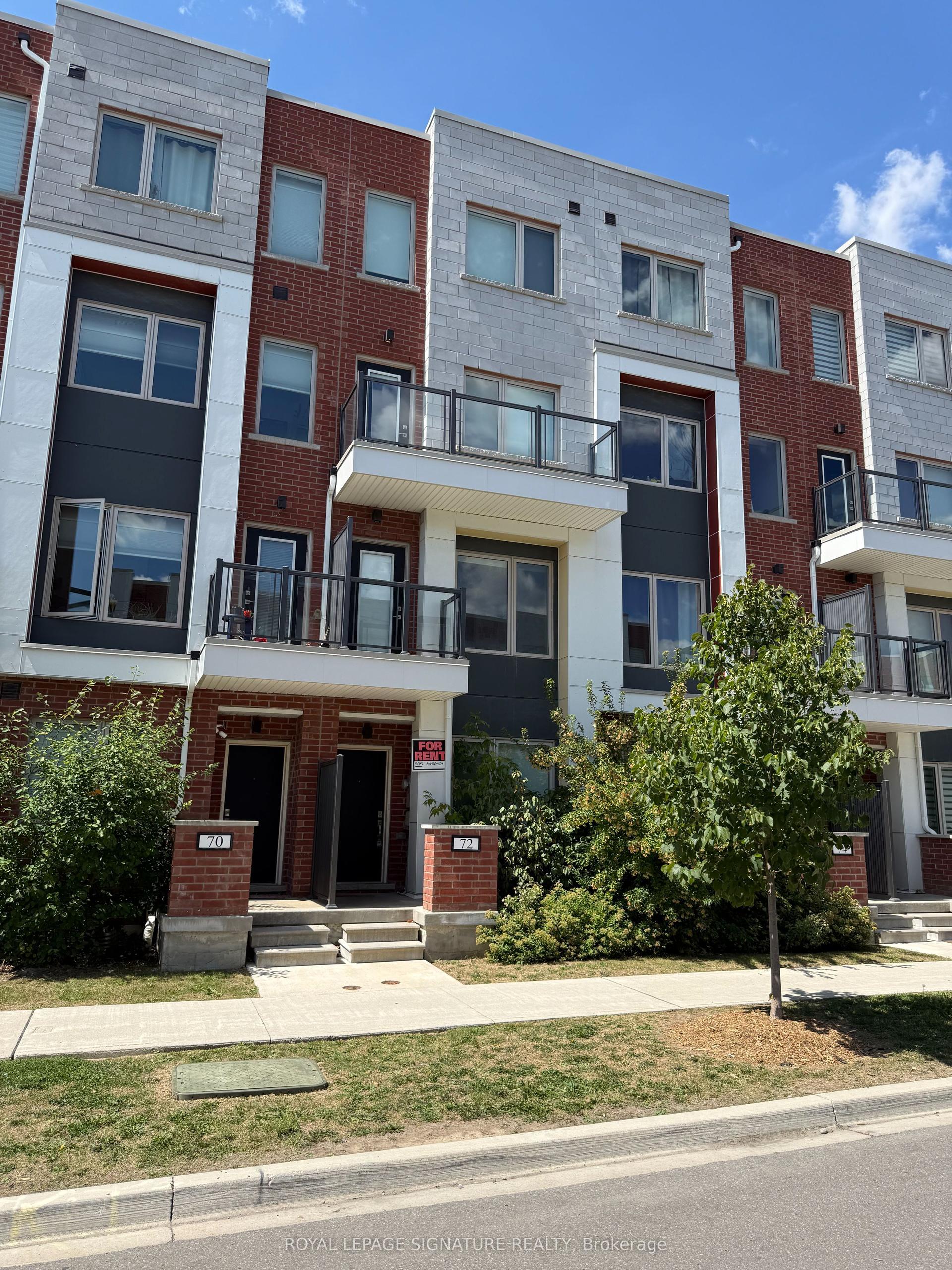 72 William Duncan Road, Toronto — Townhouse for sale, photo 1