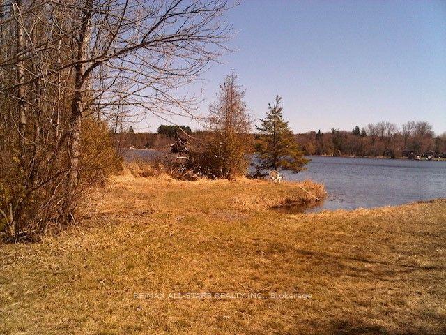 789 Foster Drive — photo 1