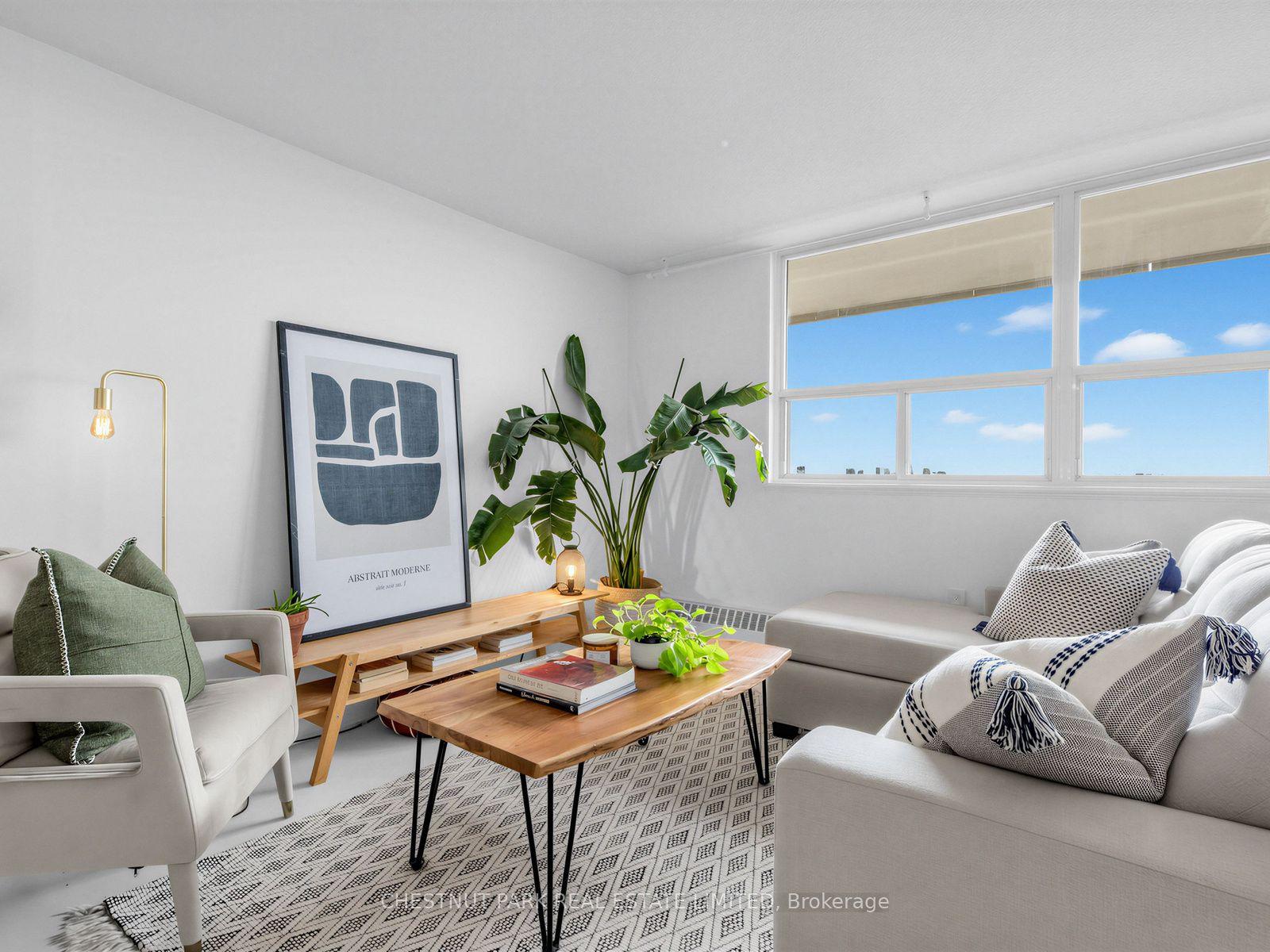 541 Blackthorn Avenue 1210 #1210 — photo 1