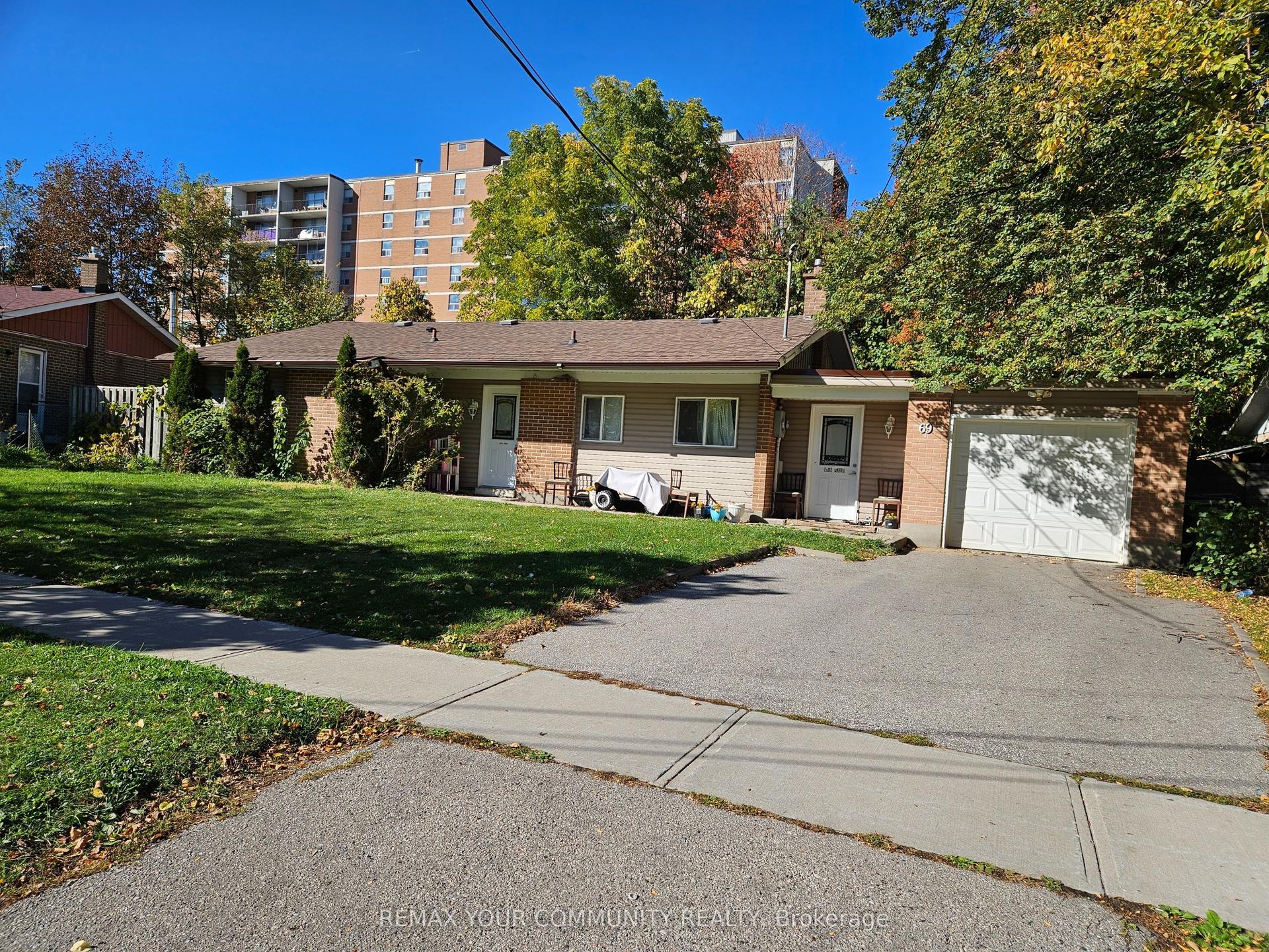 69 Samson Crescent, Toronto — Detached for lease, photo 1