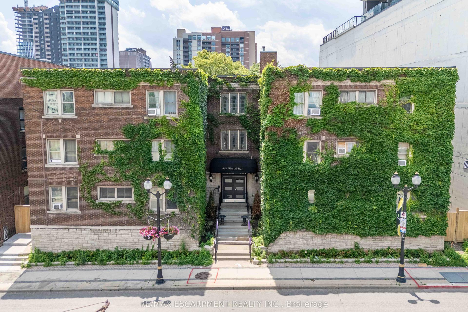 285 King Street W 4 #4, Hamilton — Condo for sale, photo 1