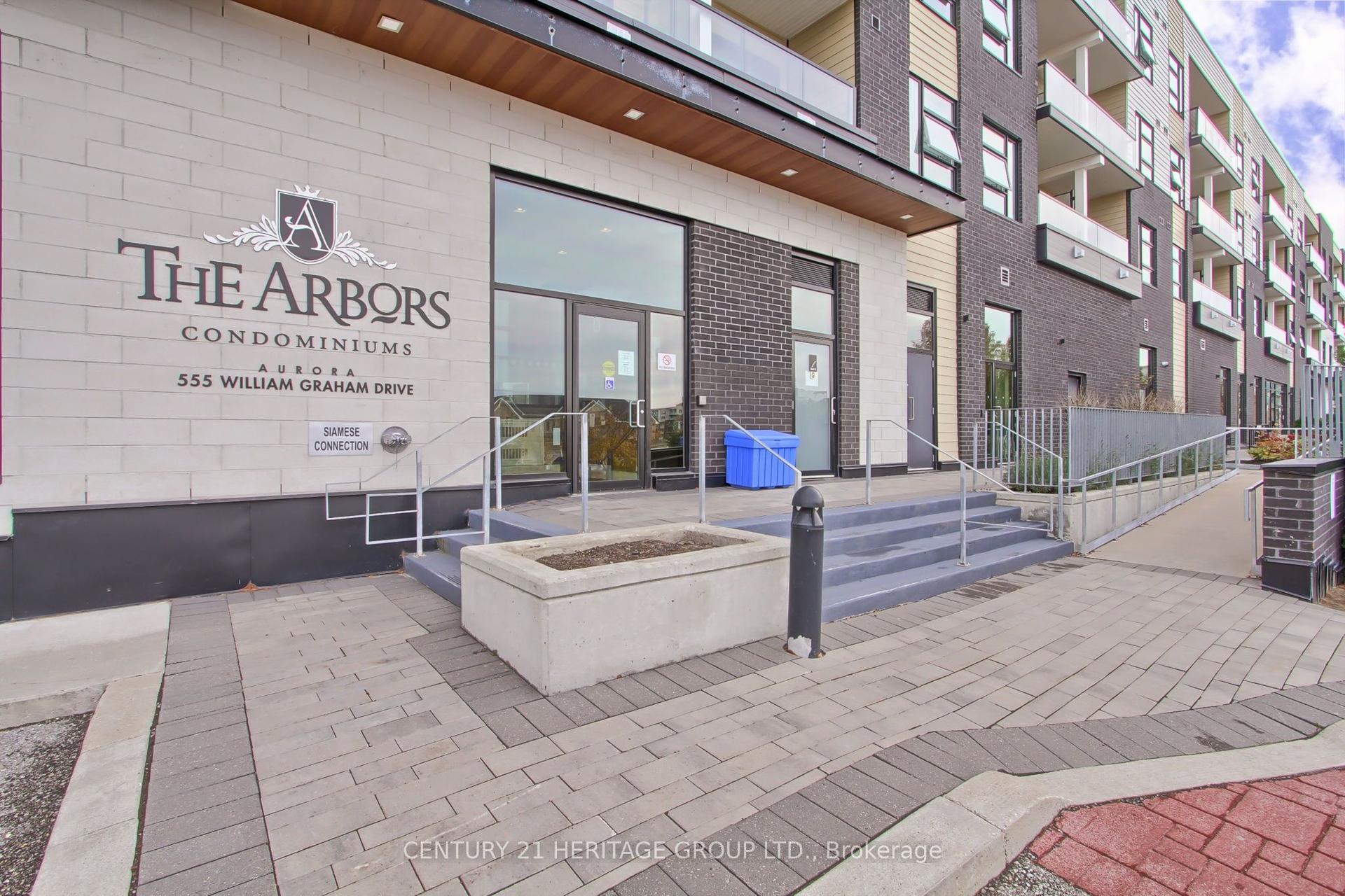 555 William Graham Drive 250 #250, Aurora — Condo for sale, photo 1