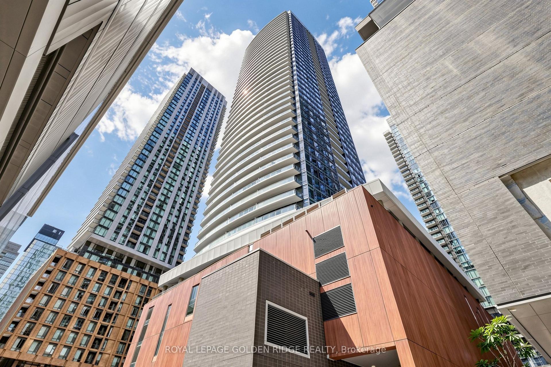 21 Widmer Street 1108 #1108 — photo 1