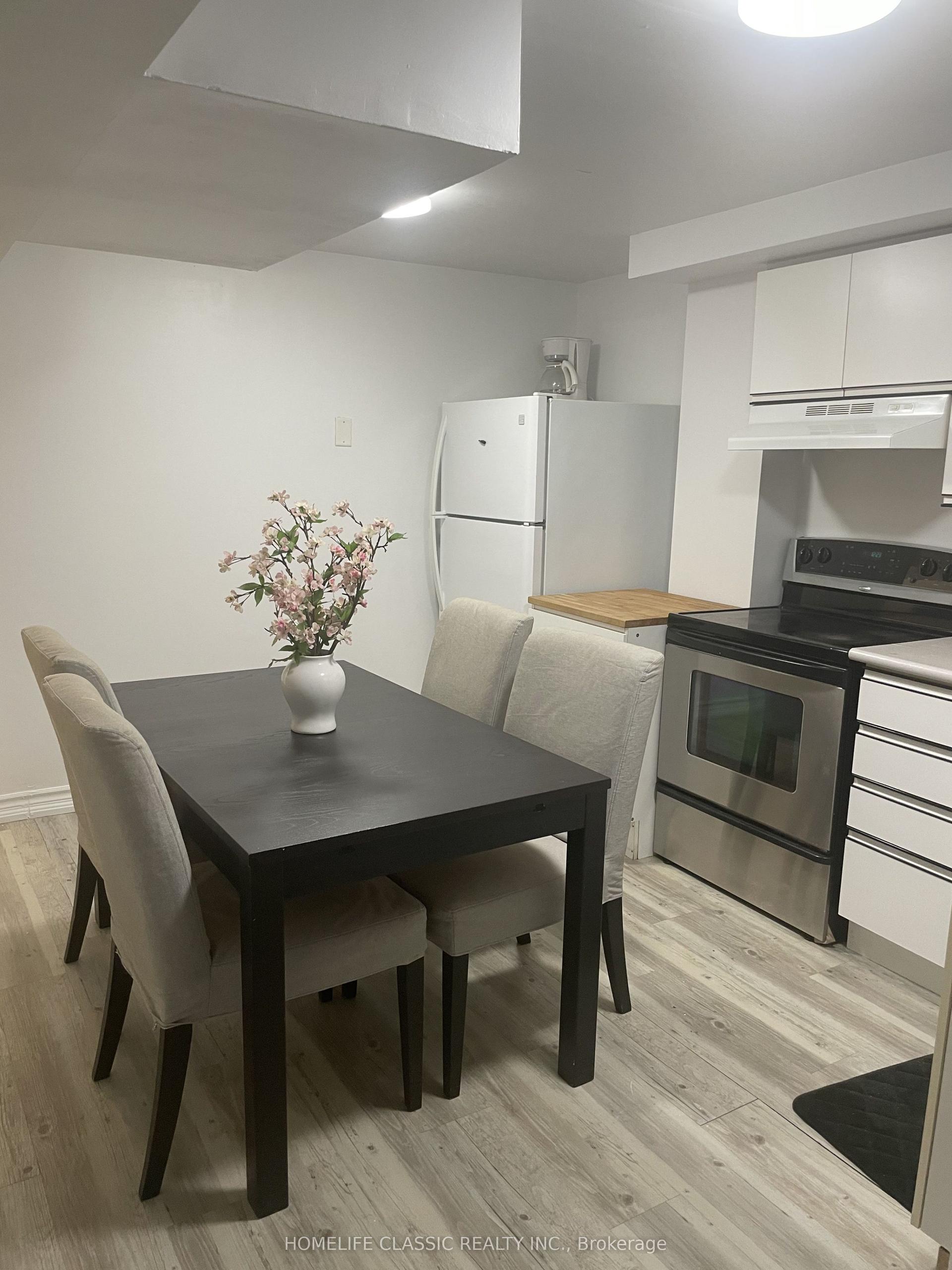 102 Church Street S lower #lower, Richmond Hill — Semi-Detached for lease, photo 1