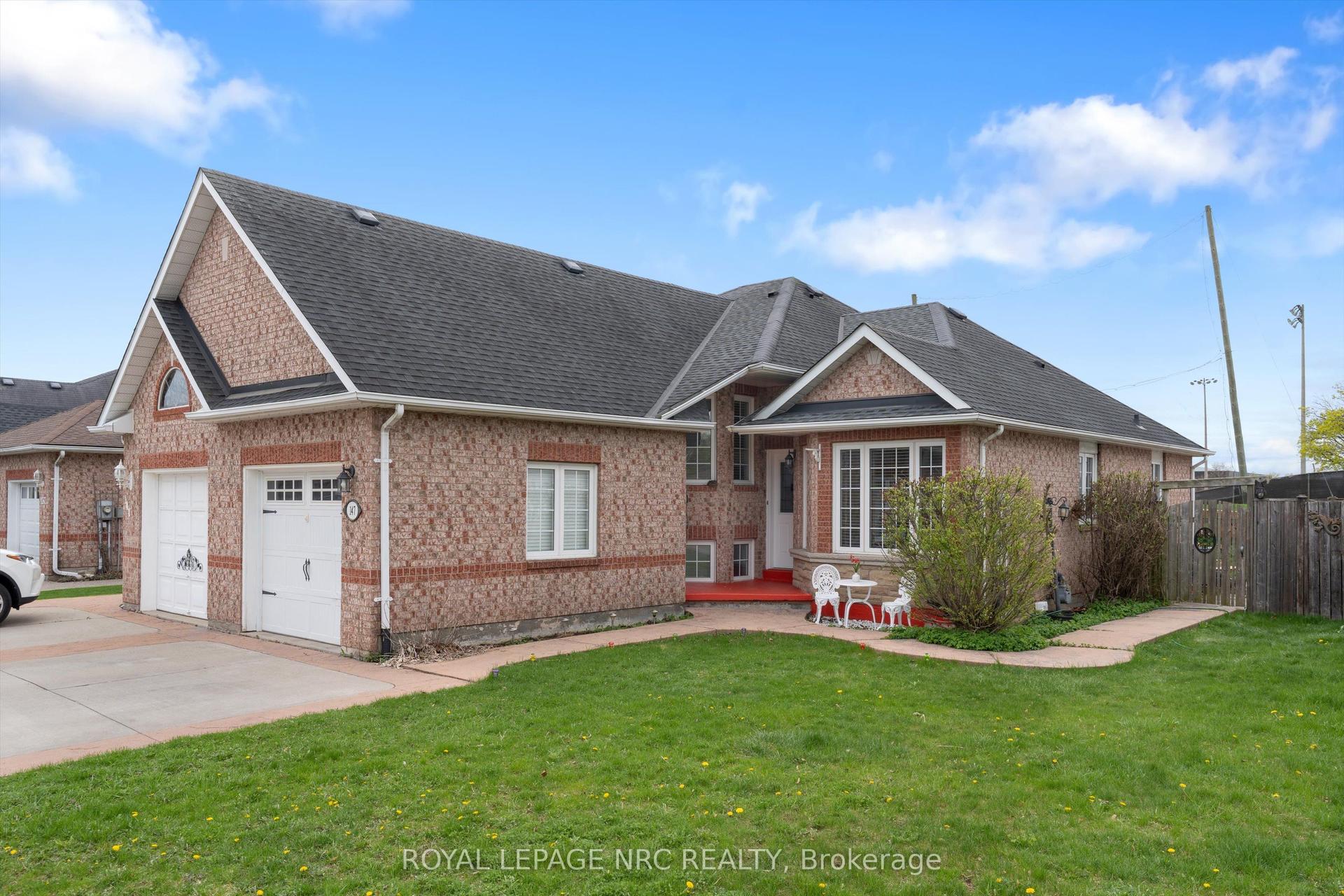 147 St. Lawrence Drive — photo 1