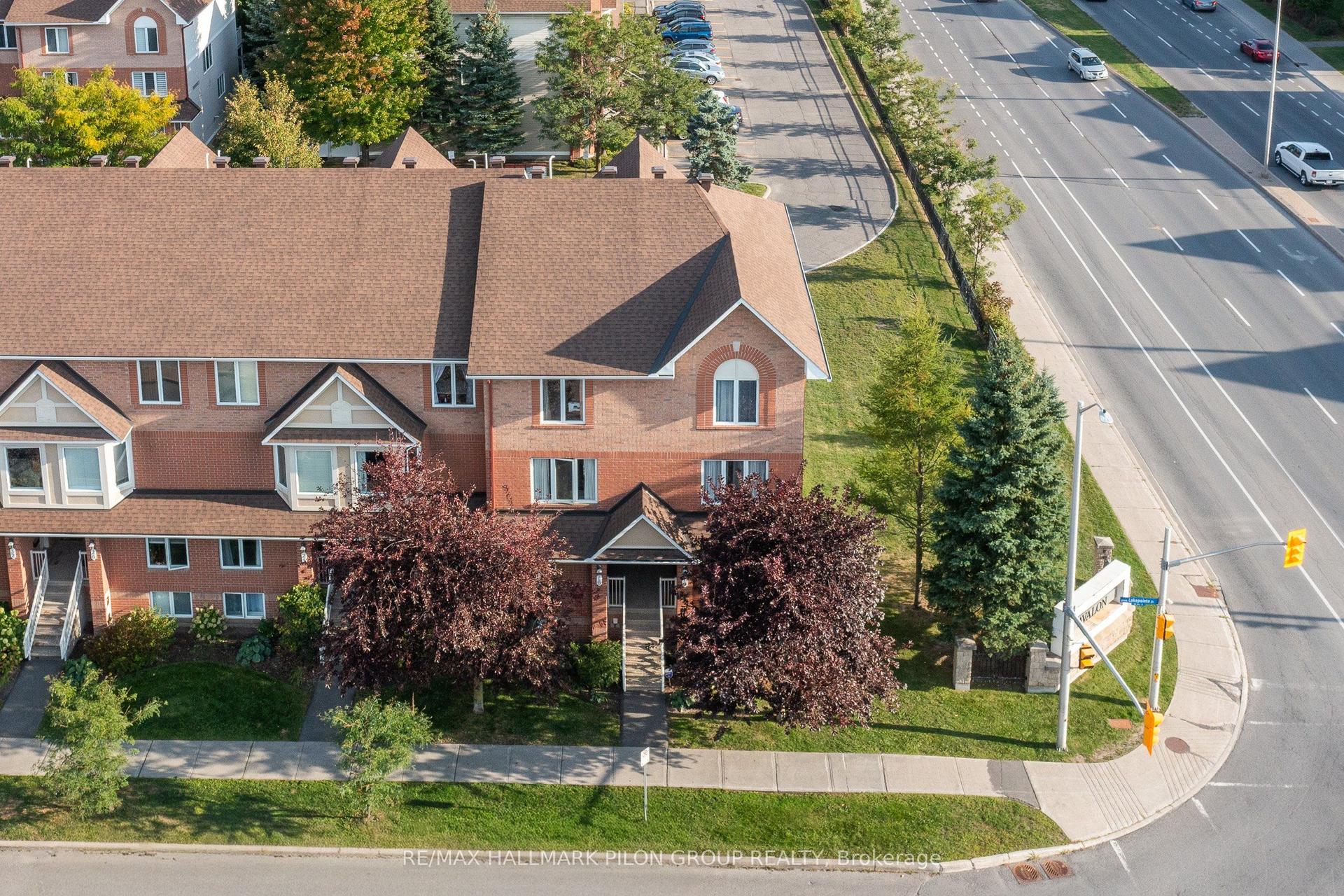 10 Lakepointe Drive, Orleans - Cumberland and Area — Condo for sale, photo 1