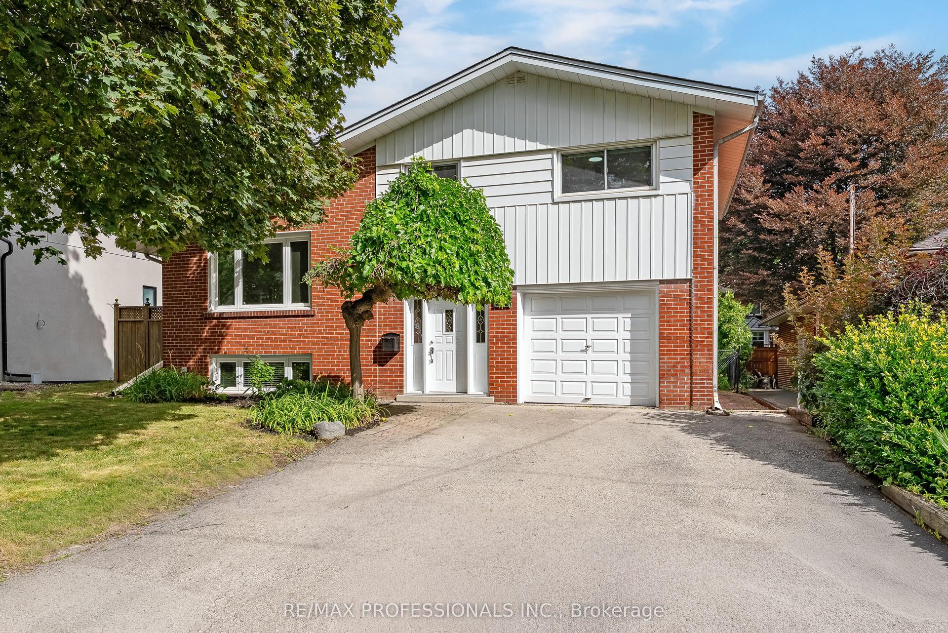 89 Glen Agar Drive, Toronto — Detached for sale, photo 1
