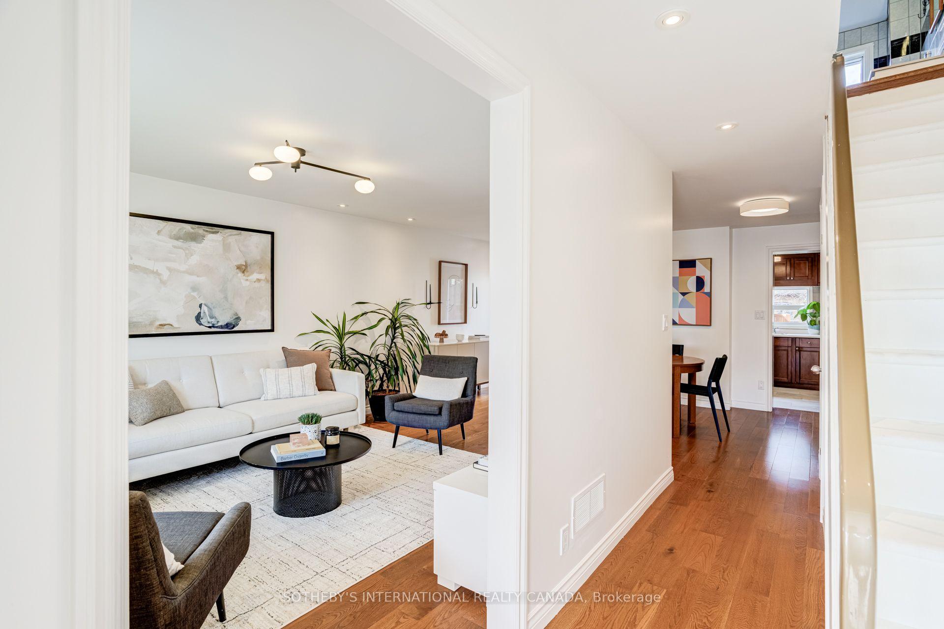 712 Willard Avenue — photo 1