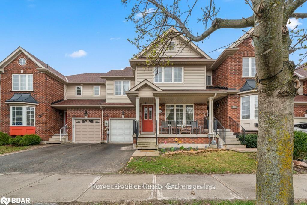 133 THRUSHWOOD Drive, Barrie — Townhouse for lease, photo 1