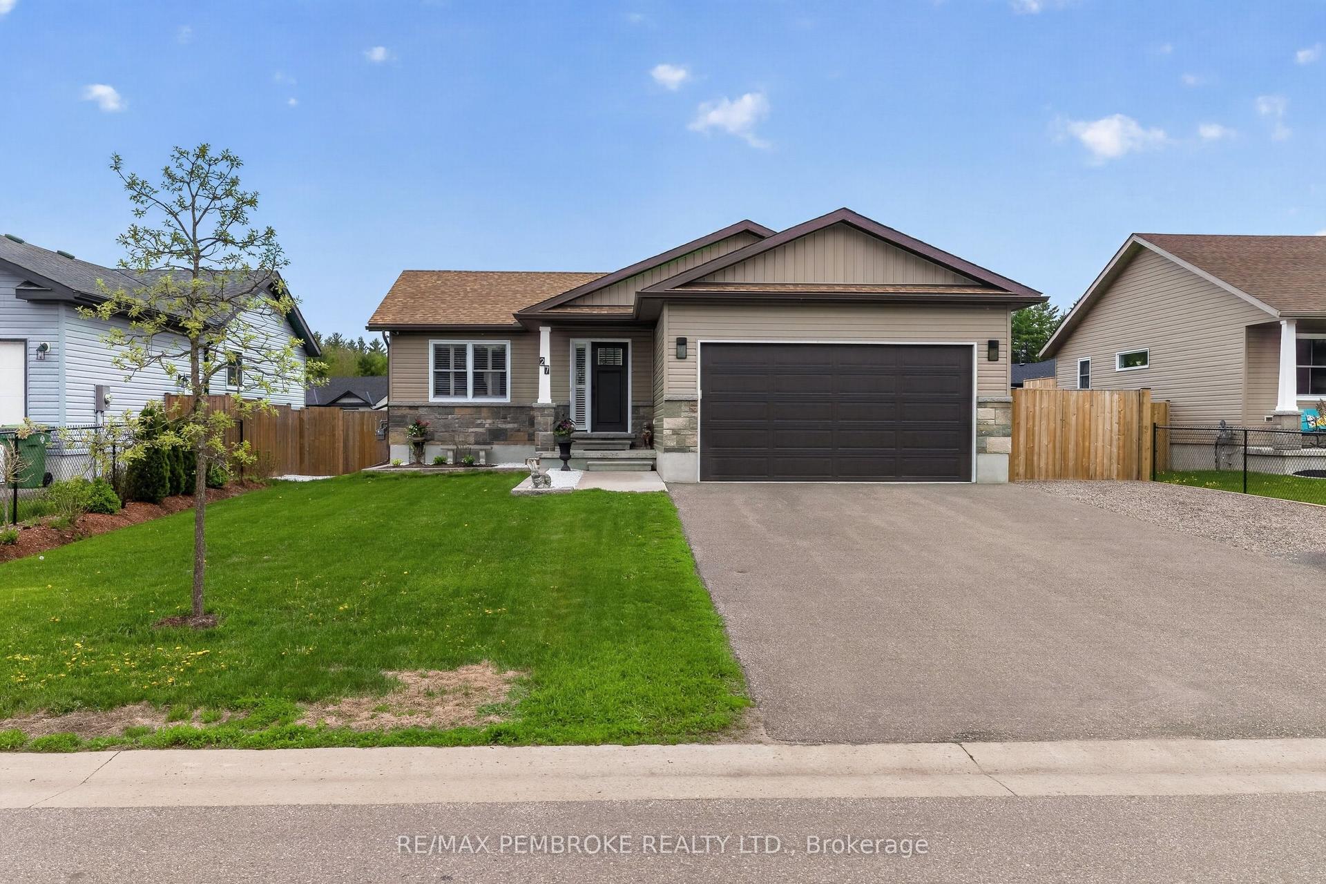 27 Terrance Drive — photo 1
