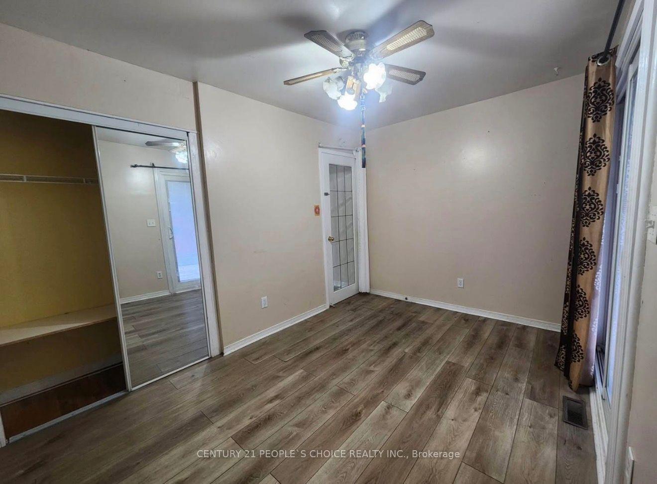 17 Seaborn Road — photo 1