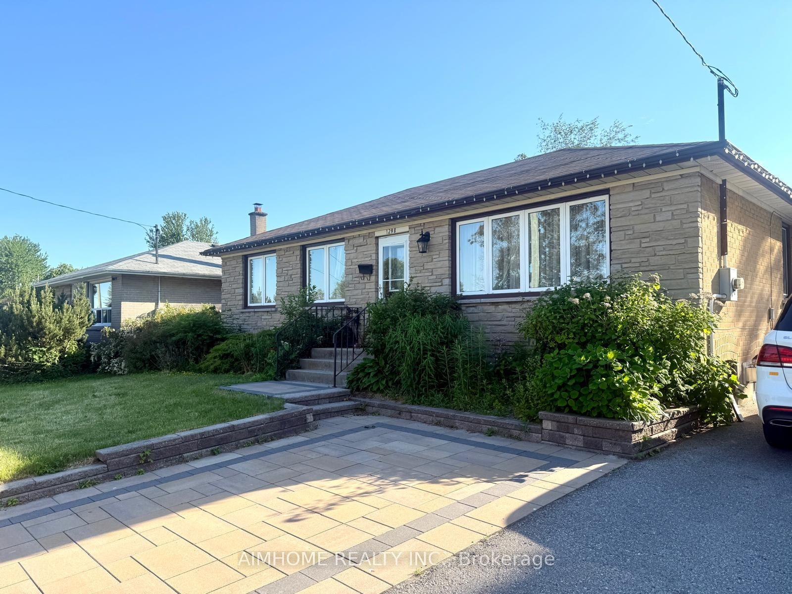 1298 Minden Street Main #Main — photo 1