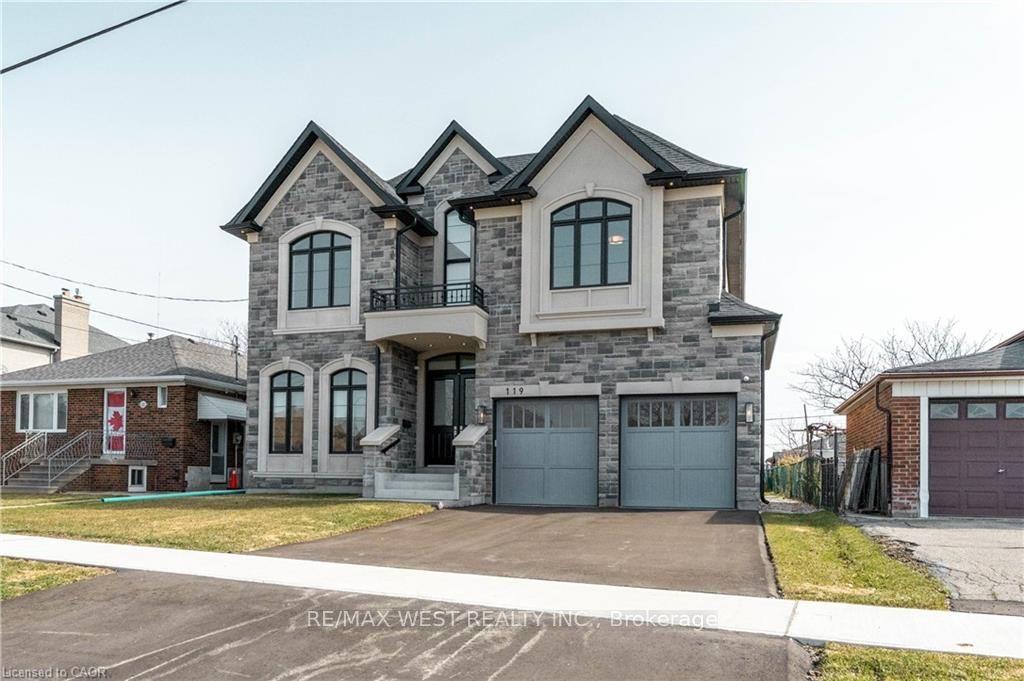 119 Jay Street, Toronto — Detached for lease, photo 1