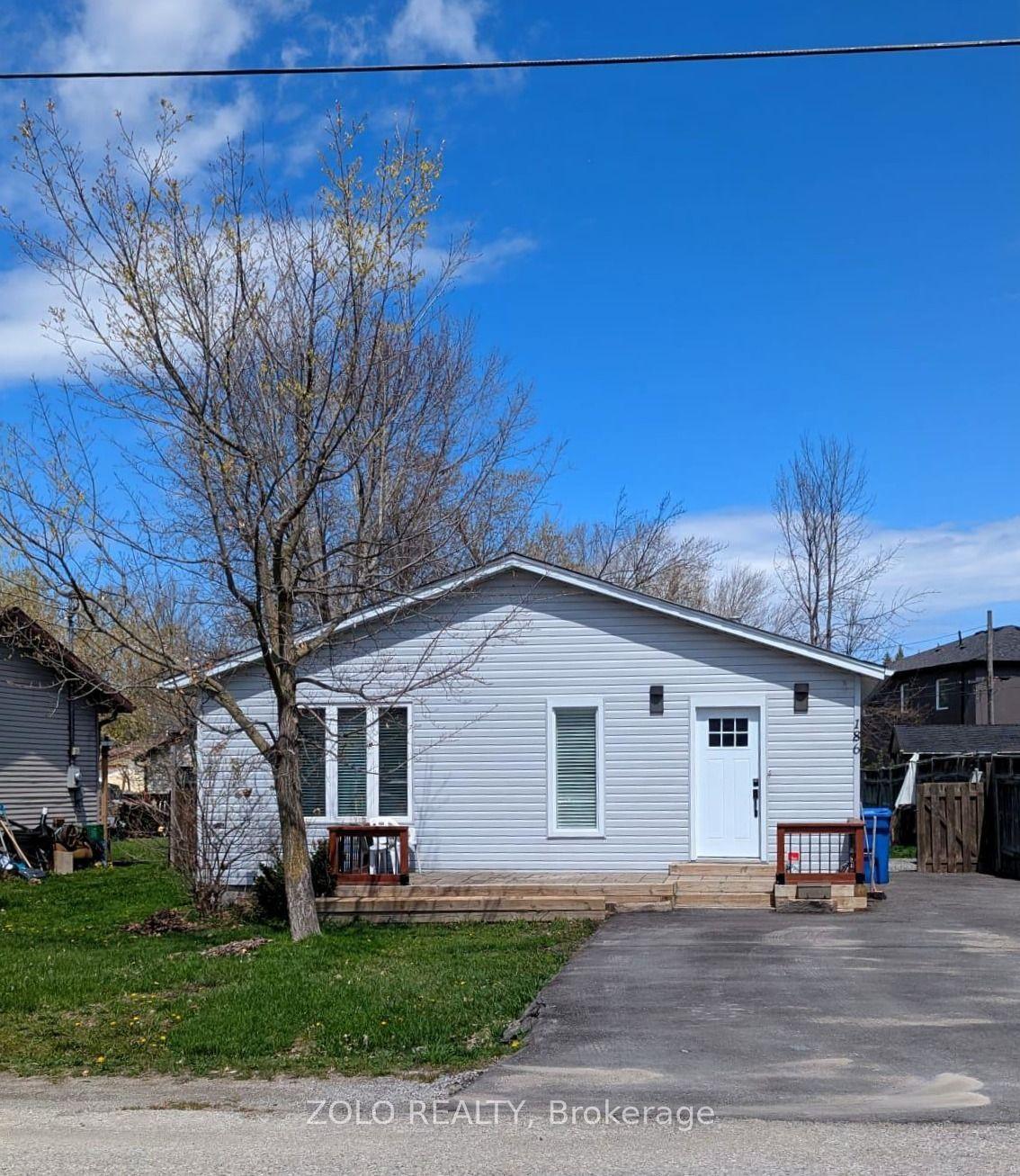 186 Beach Road, Georgina — Detached for sale, photo 1