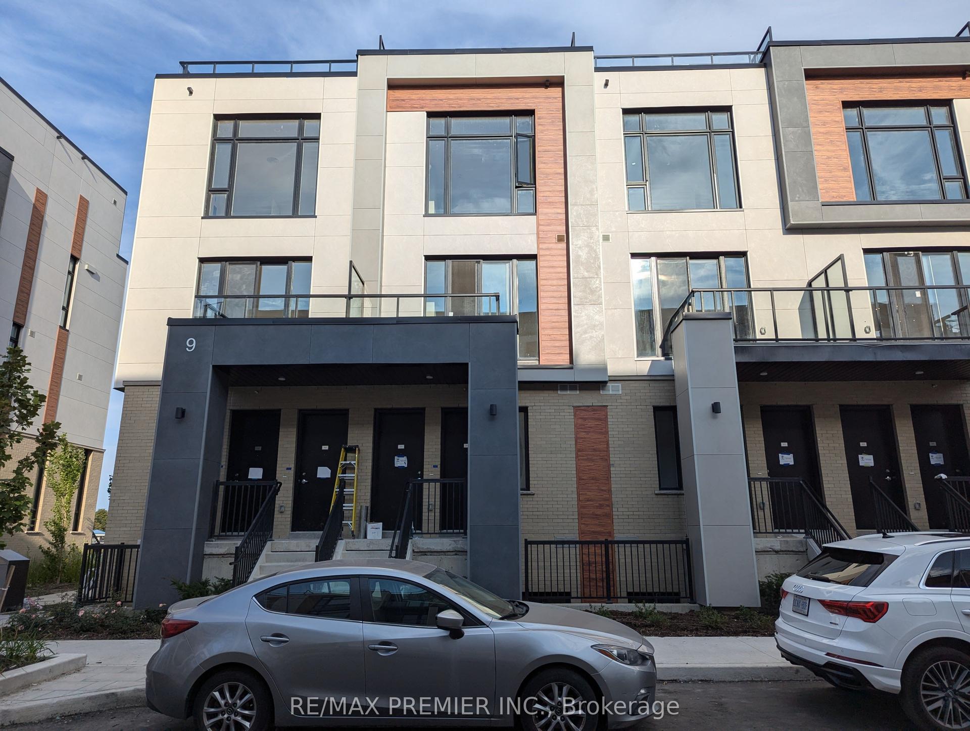 9 Steckley House Lane 513 #513 — photo 1