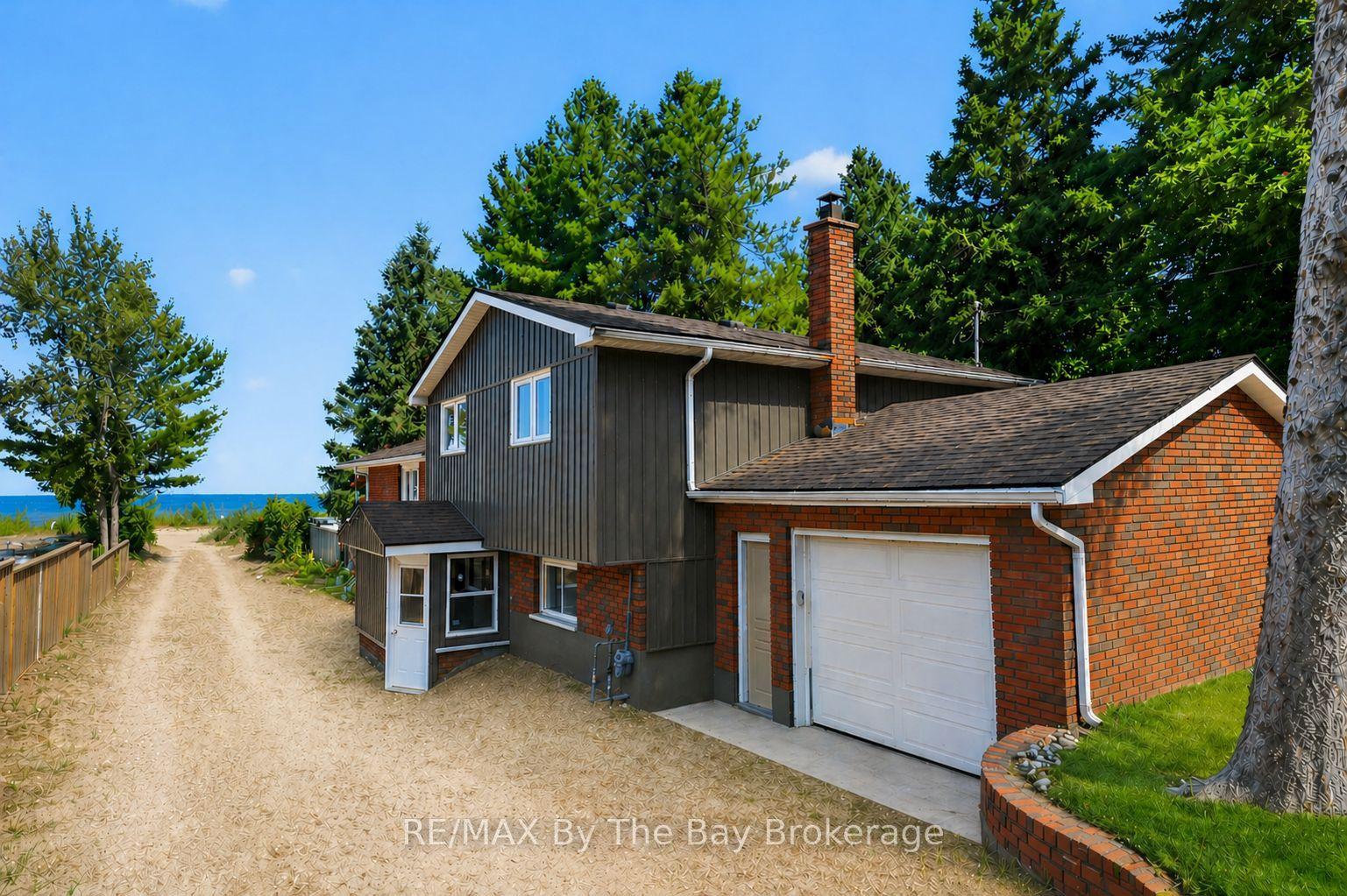 342 Coastline Drive — photo 1