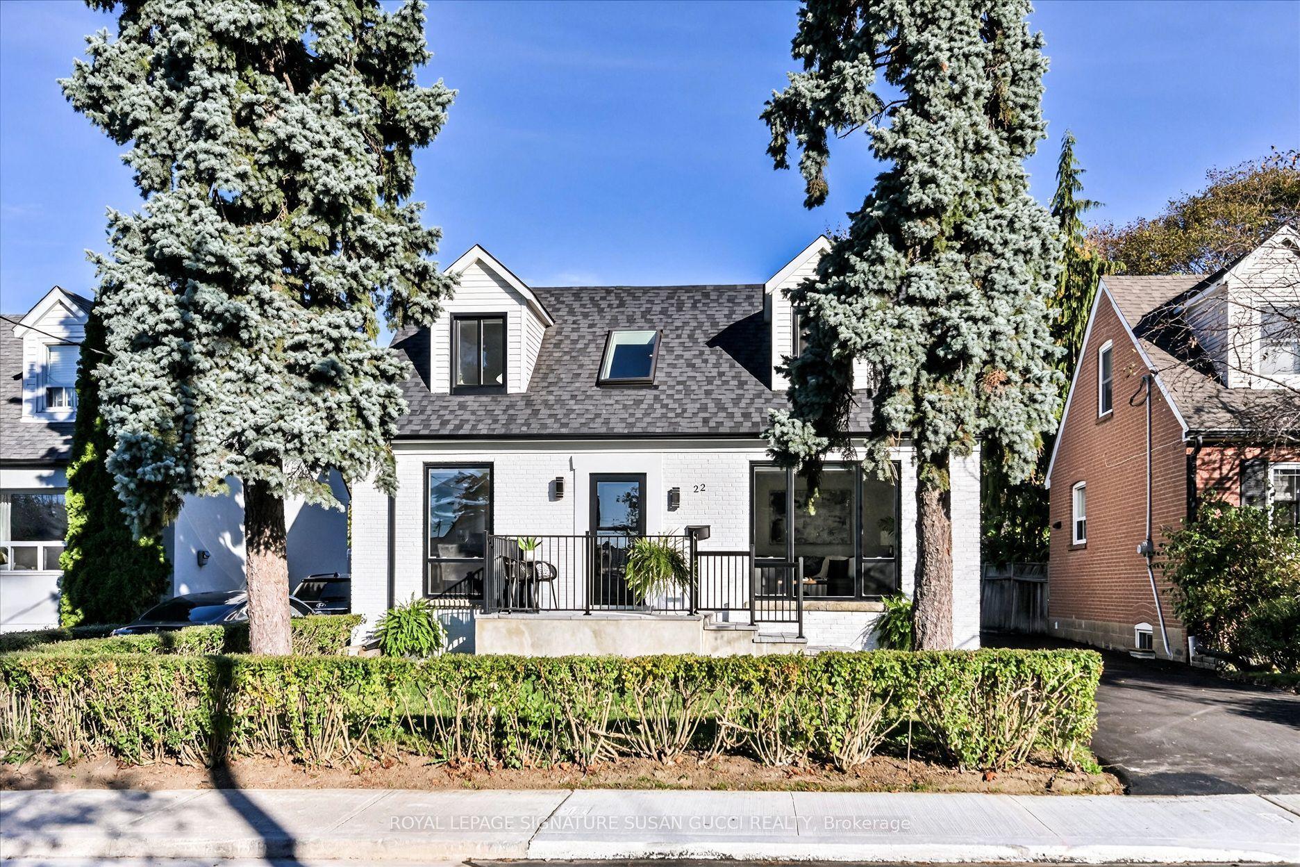 22 Holland Avenue, Toronto — Detached for sale, photo 1
