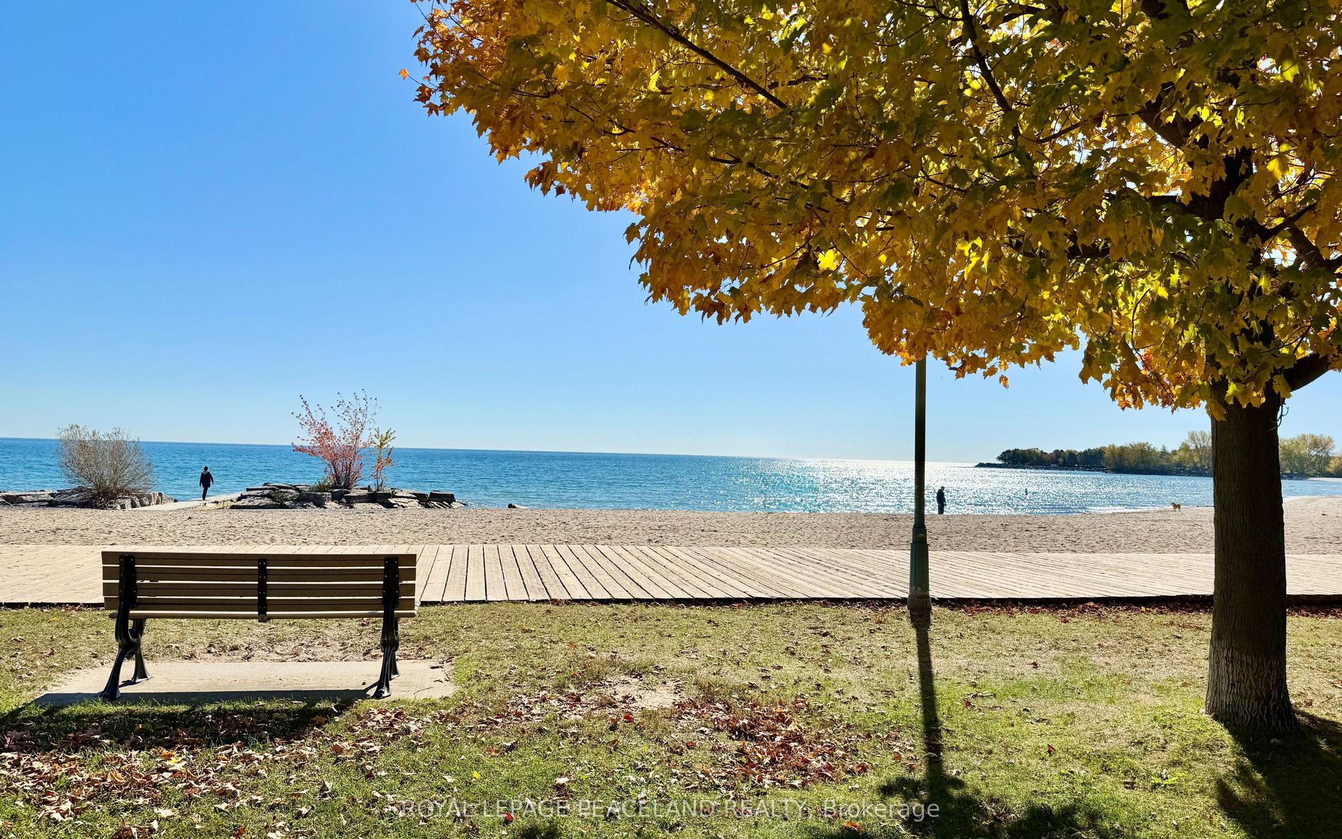 5 Herbert Avenue, Toronto — Semi-Detached for sale, photo 1