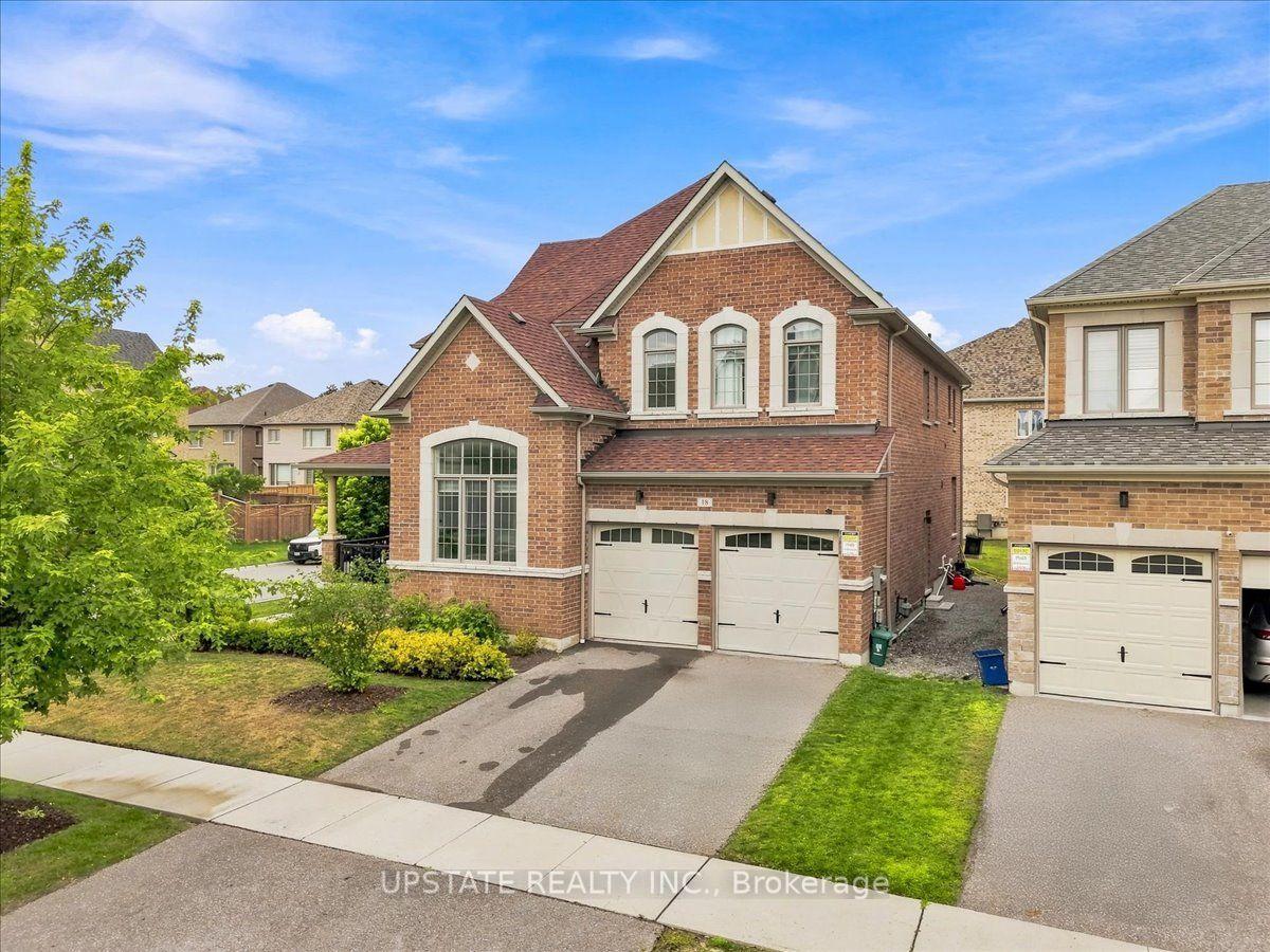 18 Blenheim Circle, Whitby — Detached for sale, photo 1