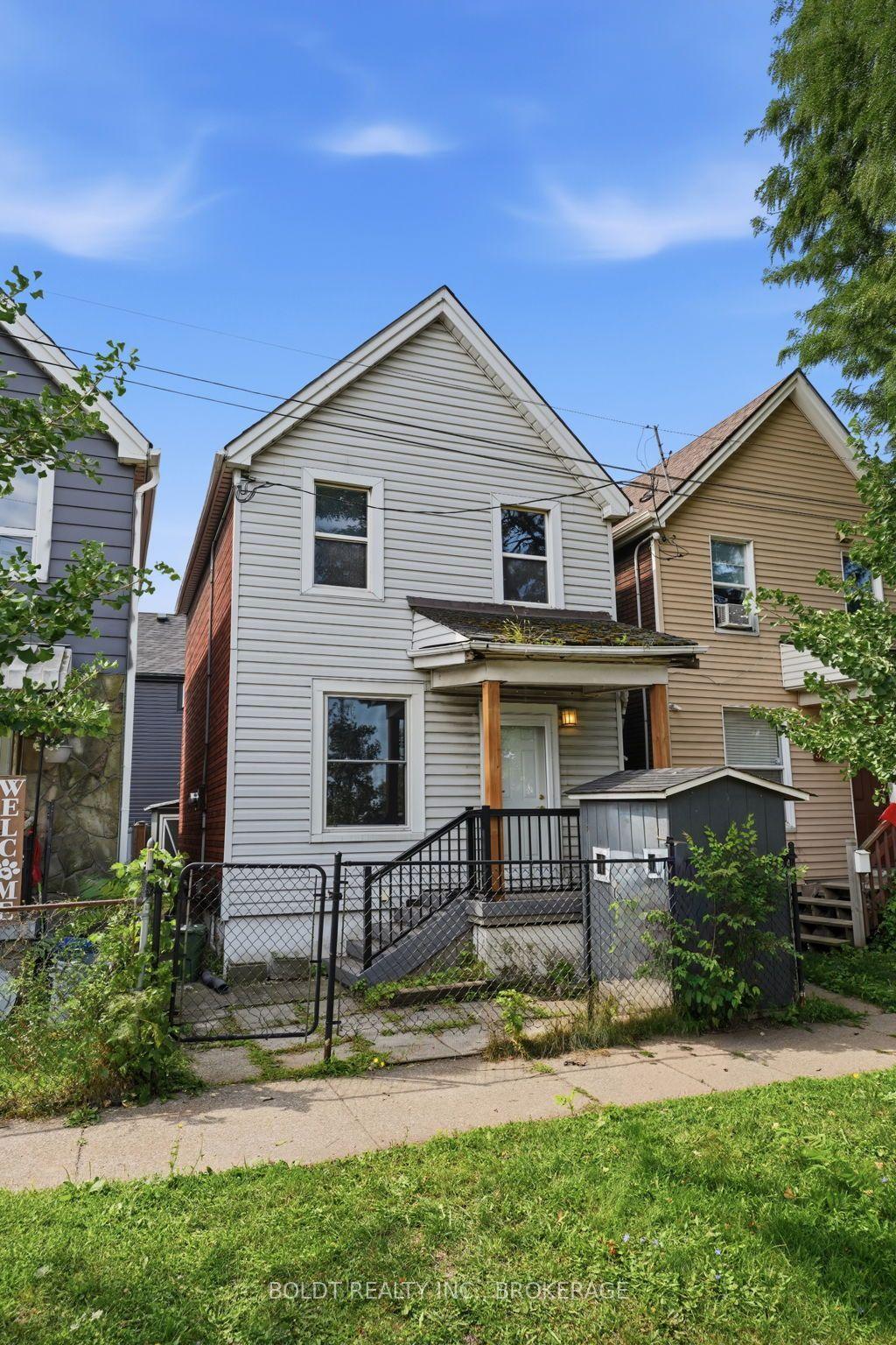 38 Mars Avenue, Hamilton — Detached for sale, photo 1