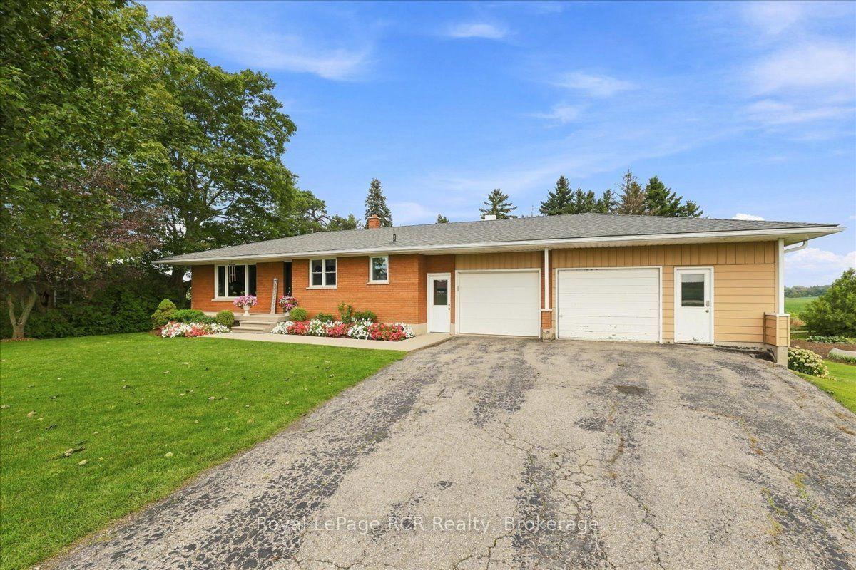 6302 Perth Line 88, North Perth — Detached for sale, photo 1