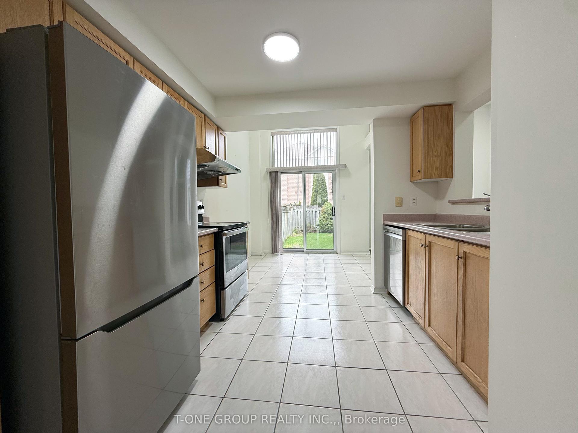 90 Bridlepath Street, Richmond Hill — Townhouse for lease, photo 1