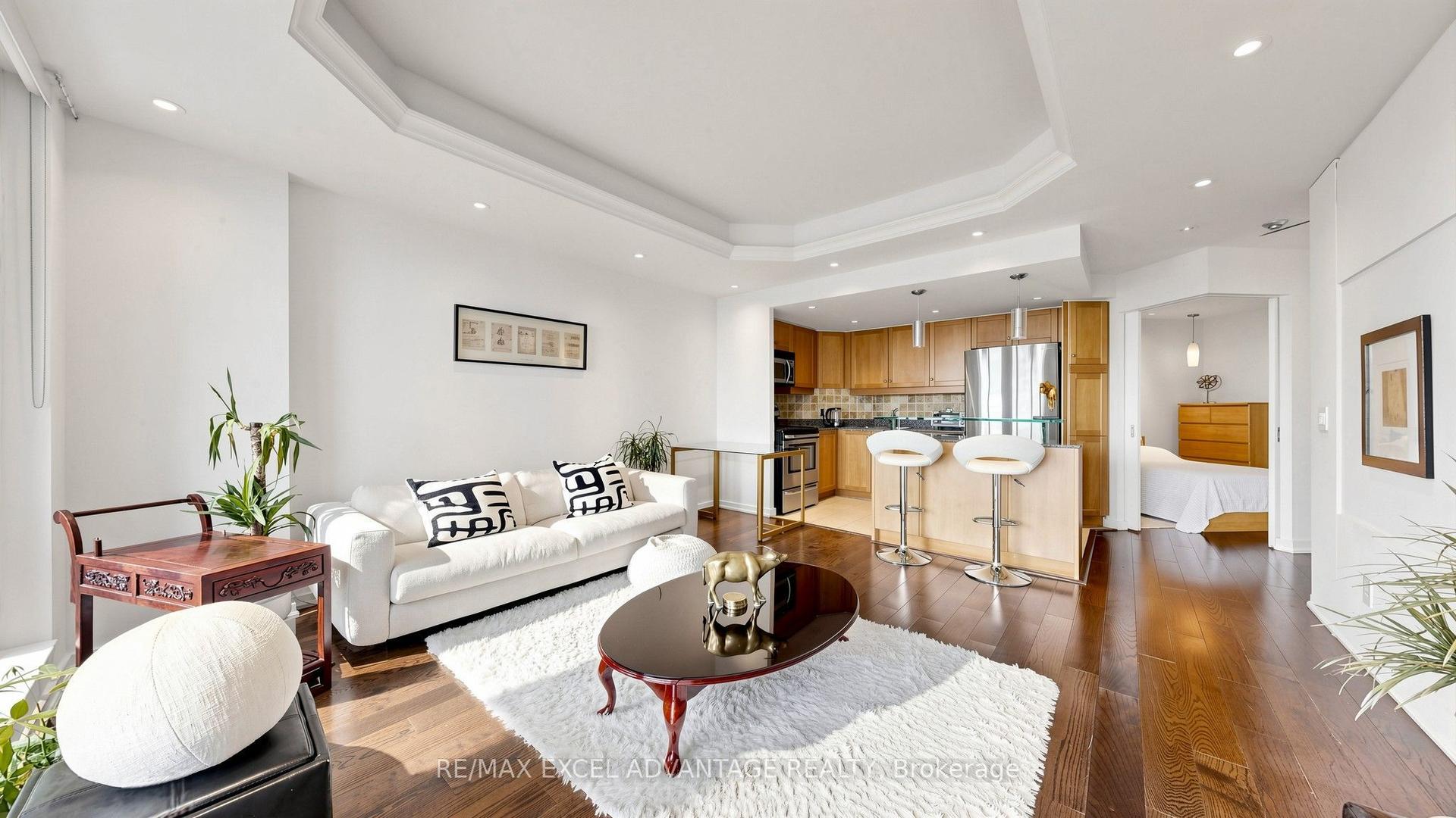 8 York Street 1510 #1510, Toronto — Condo for lease, photo 1
