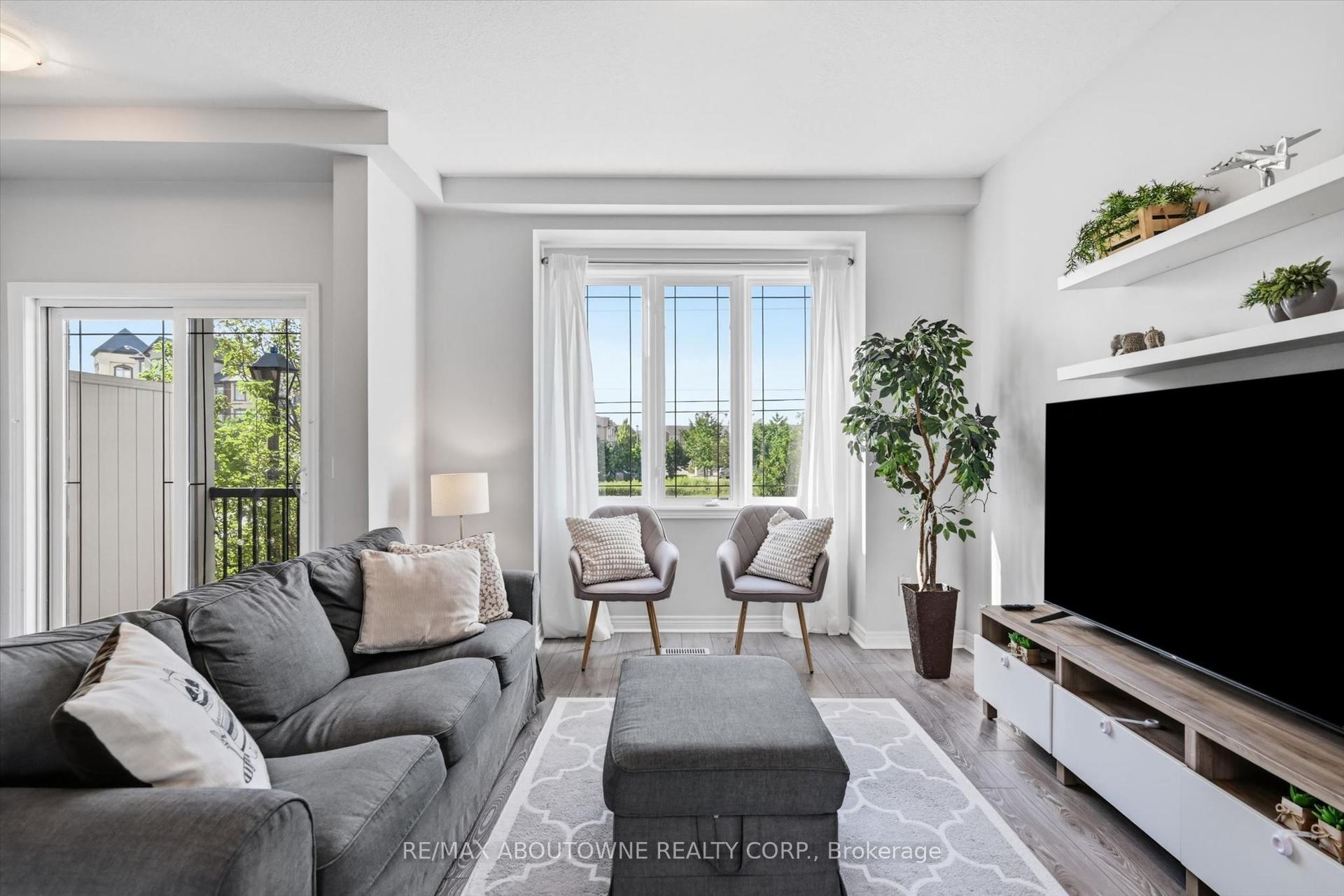 2985 Jackson Drive 10 #10, Burlington — Condo Town for sale, photo 1