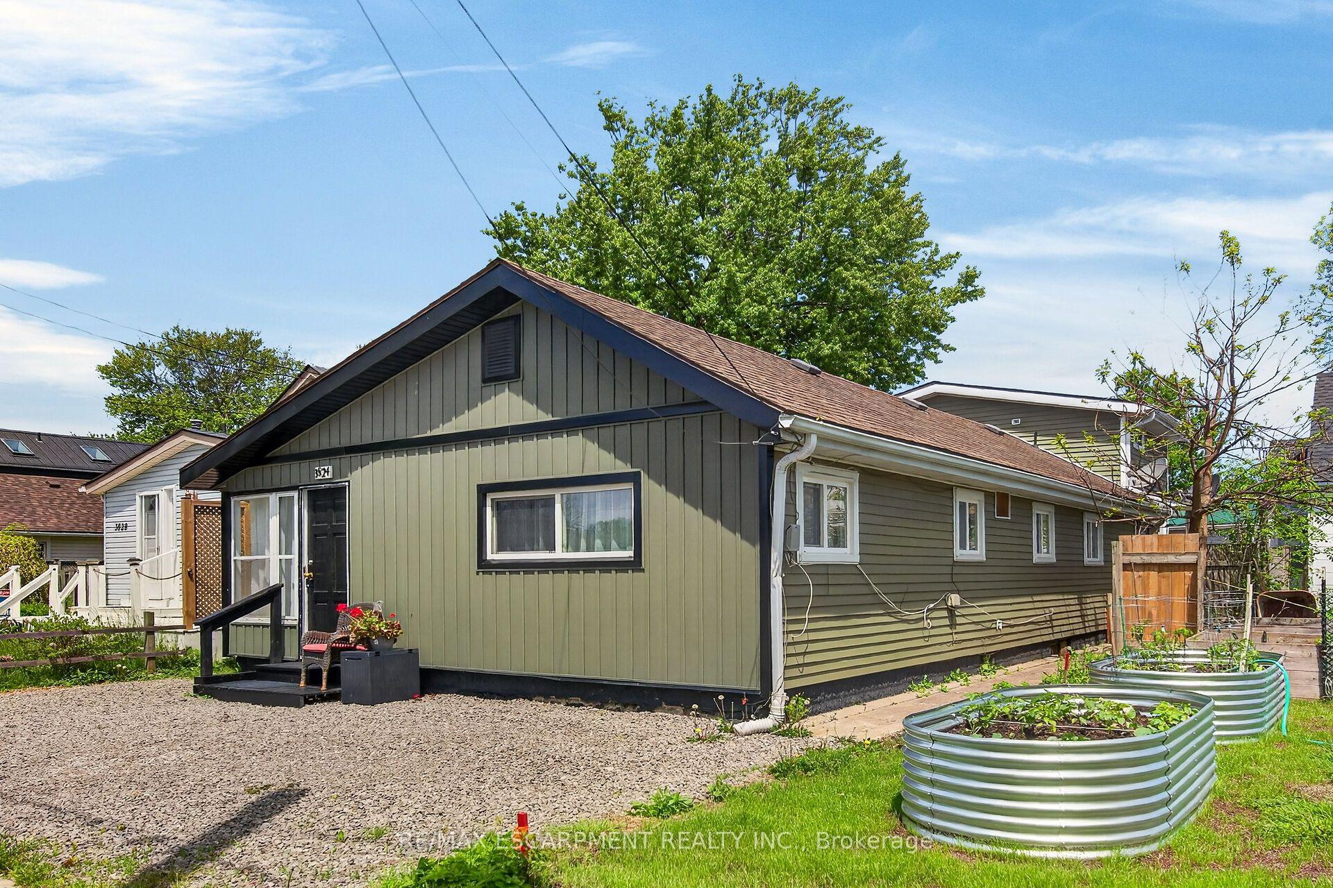 3824 Roxborough Avenue, Fort Erie — Detached for sale, photo 1