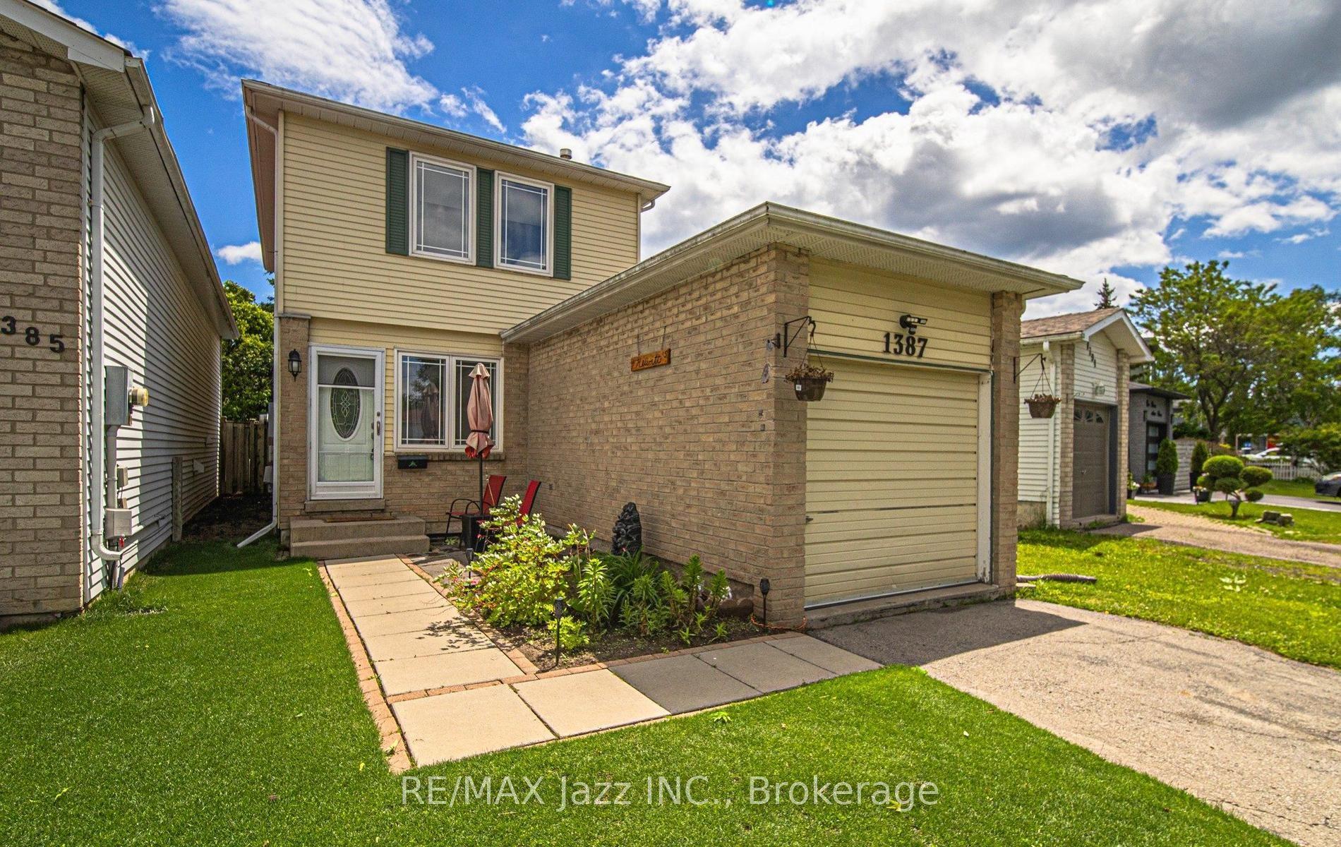 1387 Ritson Road S — photo 1
