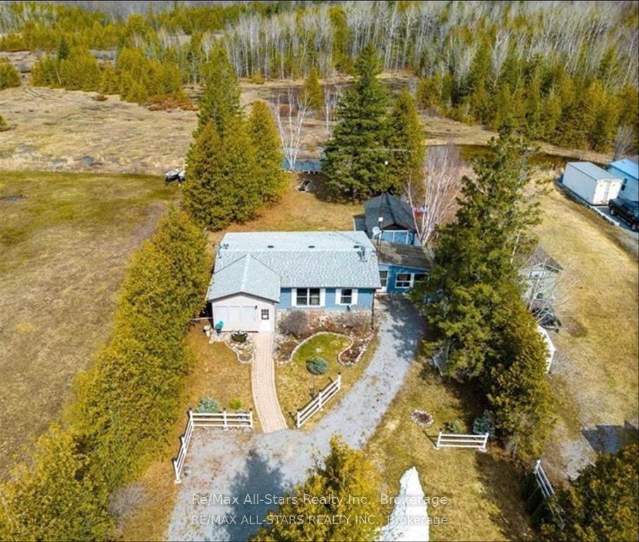 220 McGuire Beach Road — photo 1