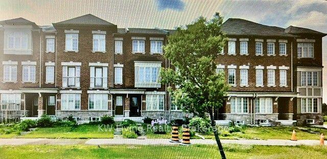 5247 Major Mackenzie Drive — photo 1