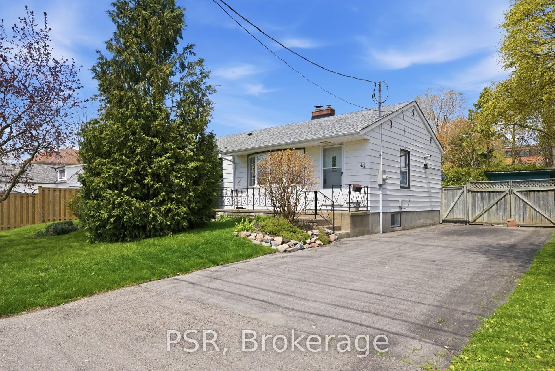 42 Jane Street — photo 1