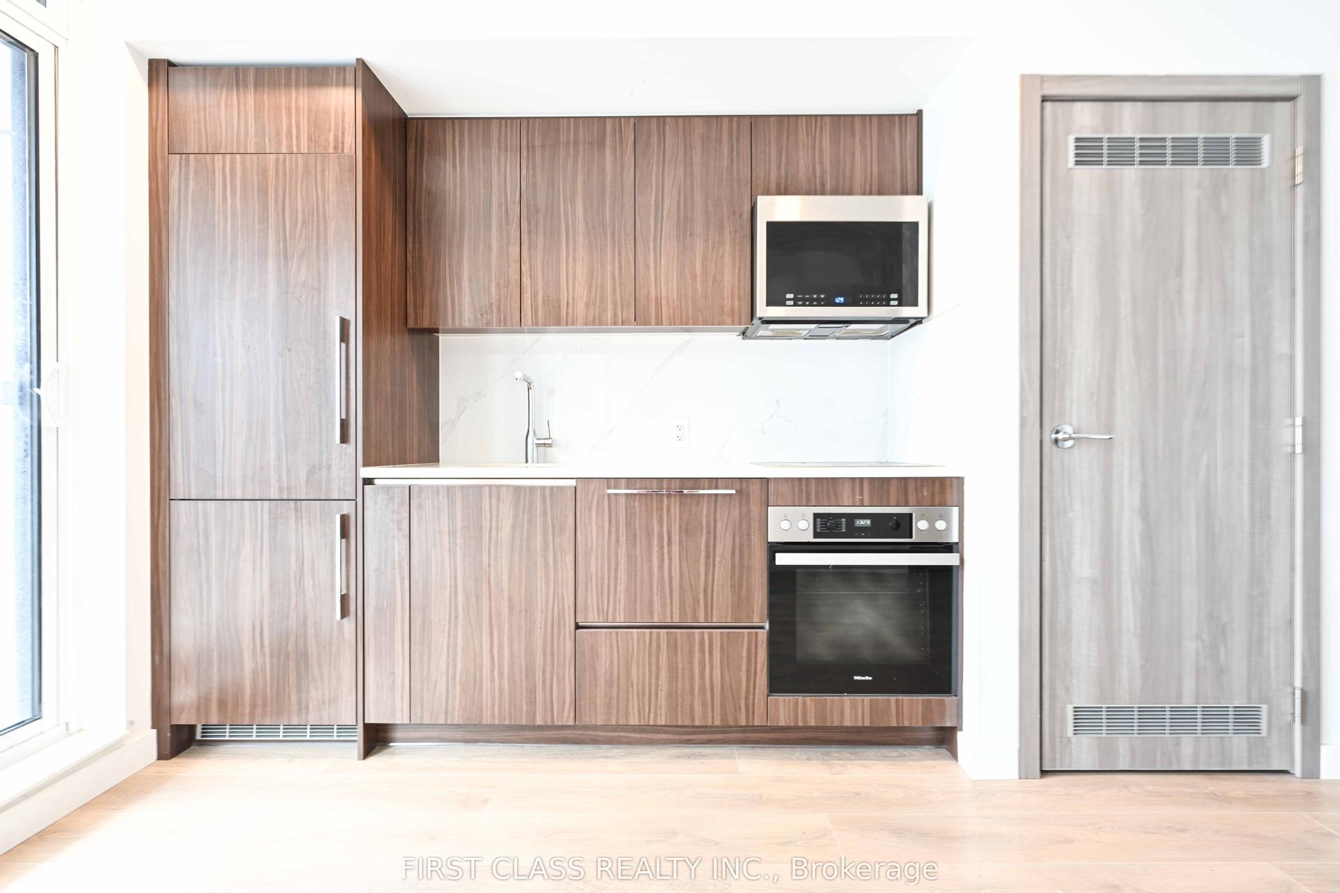 38 Widmer Street 3907 #3907, Toronto — Condo for sale, photo 1