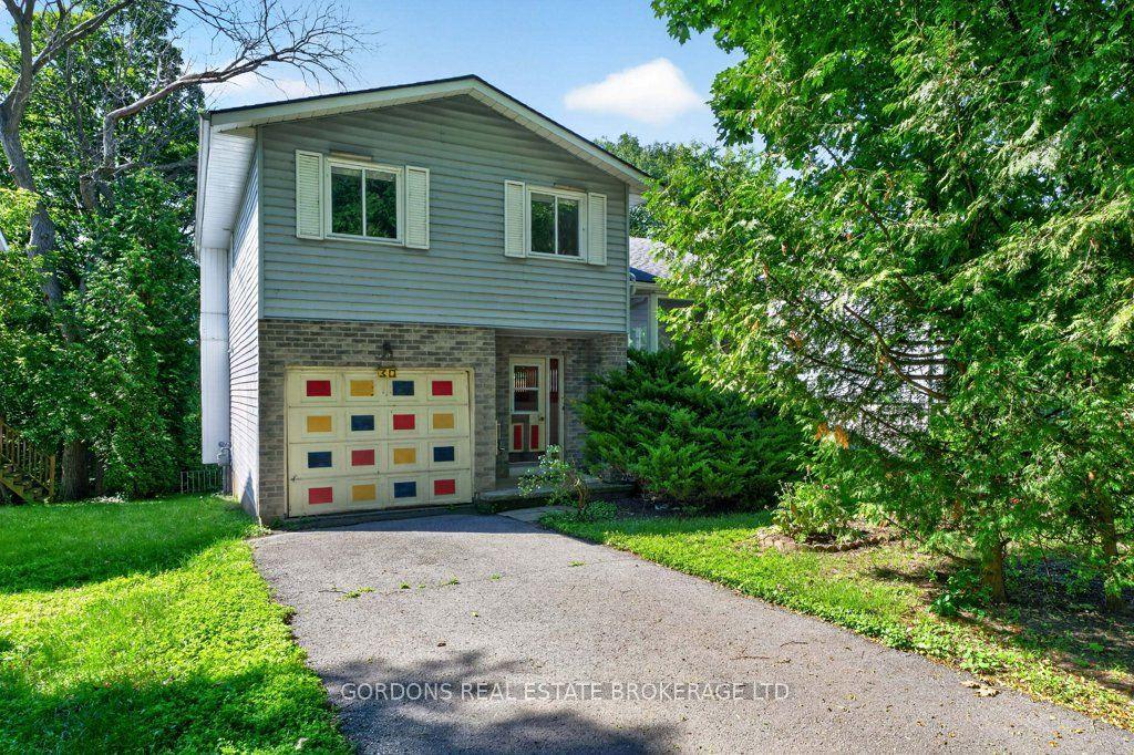 30 Limeridge Drive, Kingston — Detached for sale, photo 1