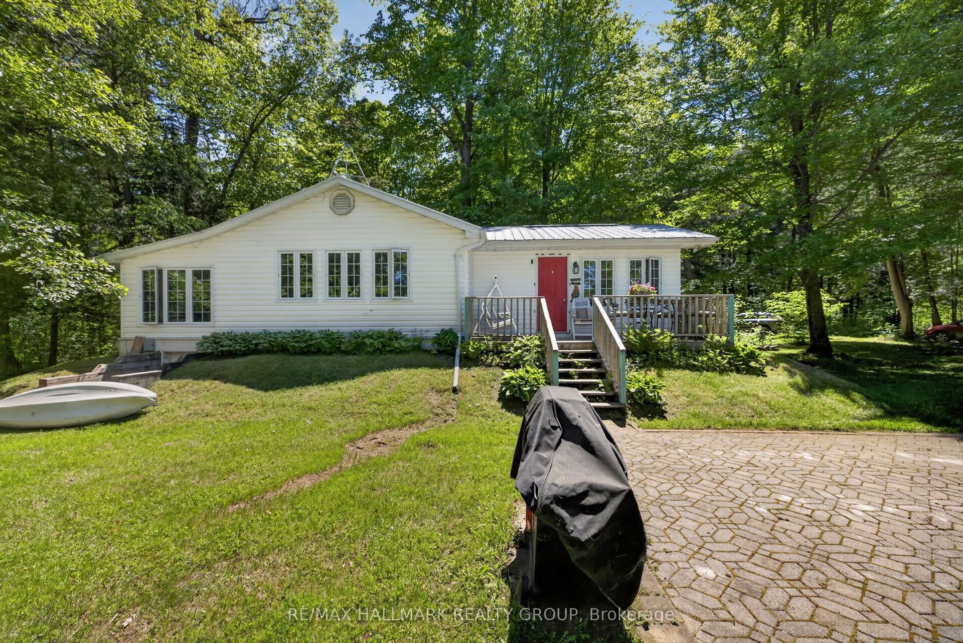 2432 Bathurst 2nd Concession, Tay Valley — Detached for sale, photo 1