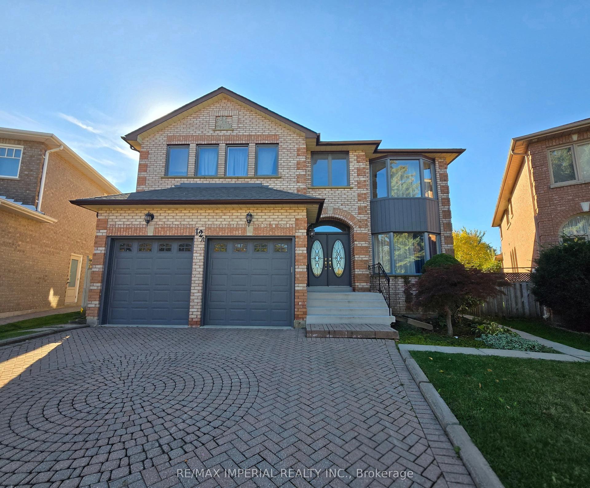 12A Mauro Court, Richmond Hill — Detached for lease, photo 1