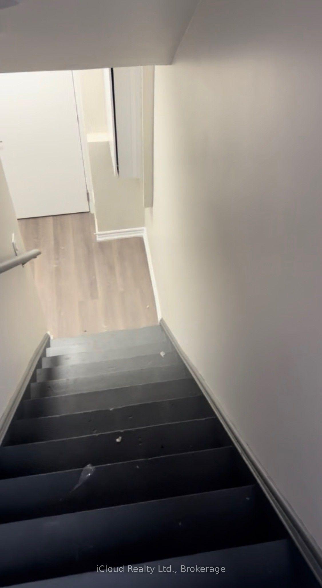 5473 Red Brush Drive, Mississauga — Detached for lease, photo 1