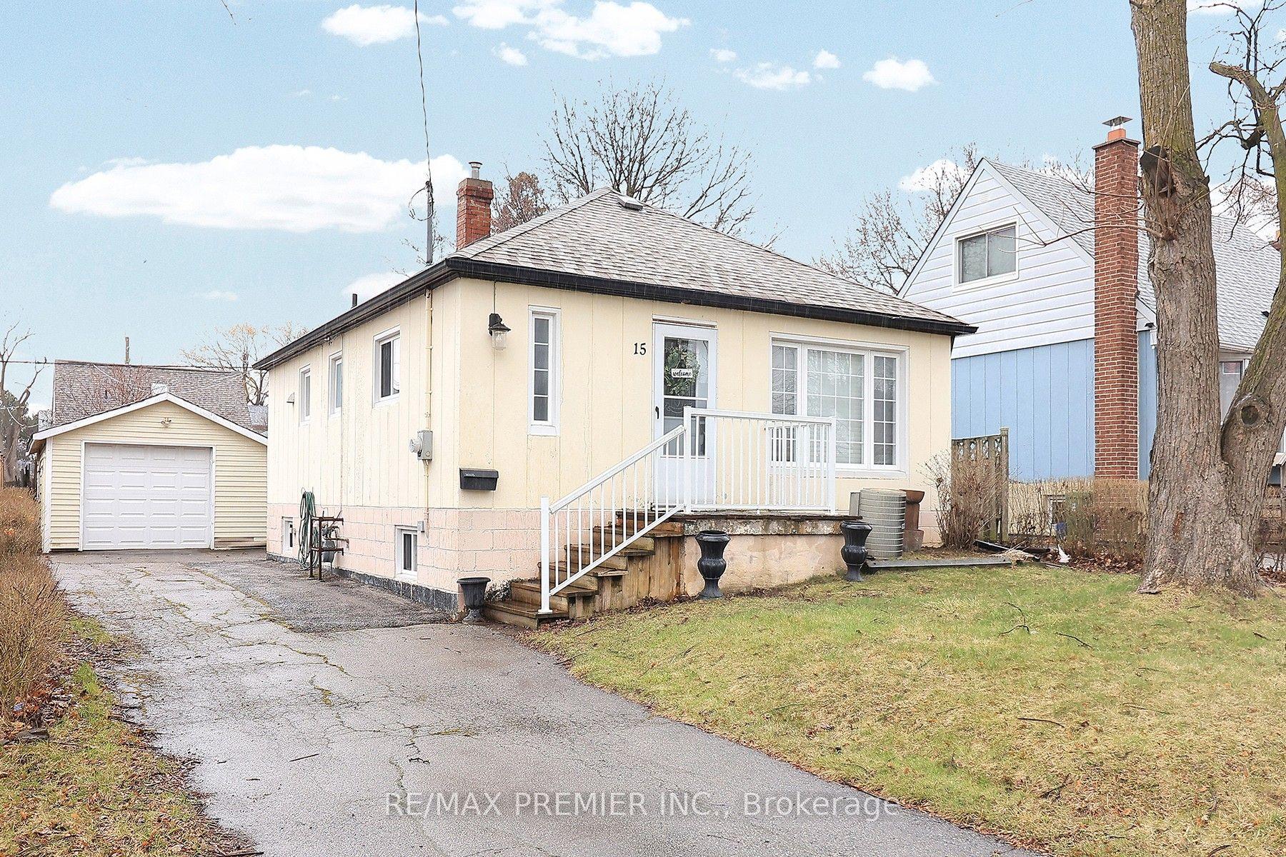 15 Boniface Avenue — photo 1