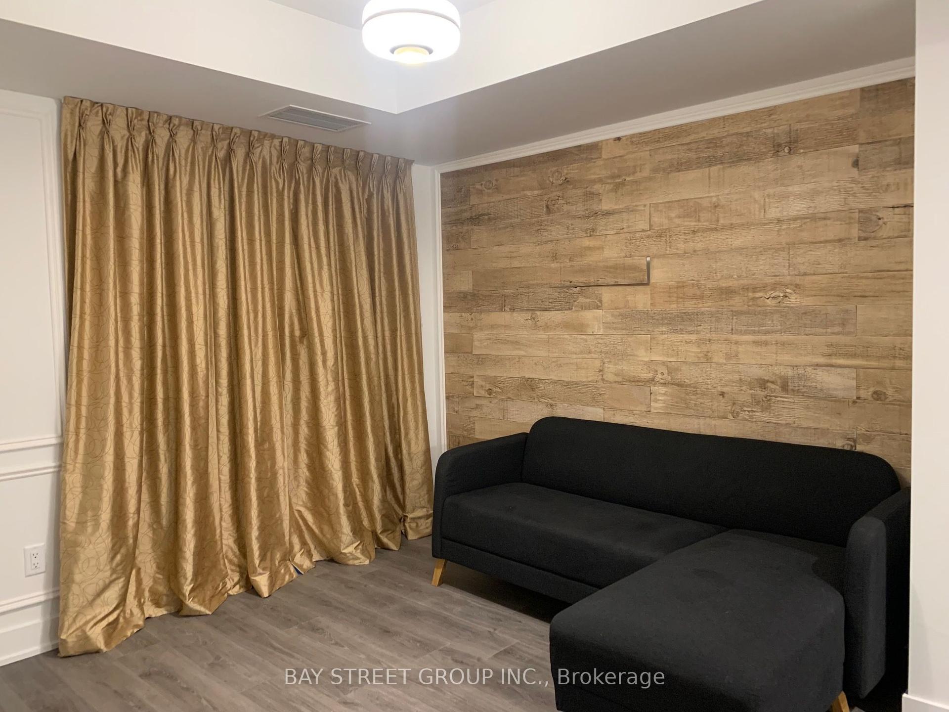 2545 Simcoe Street N 2520 #2520, Oshawa — Condo for lease, photo 1