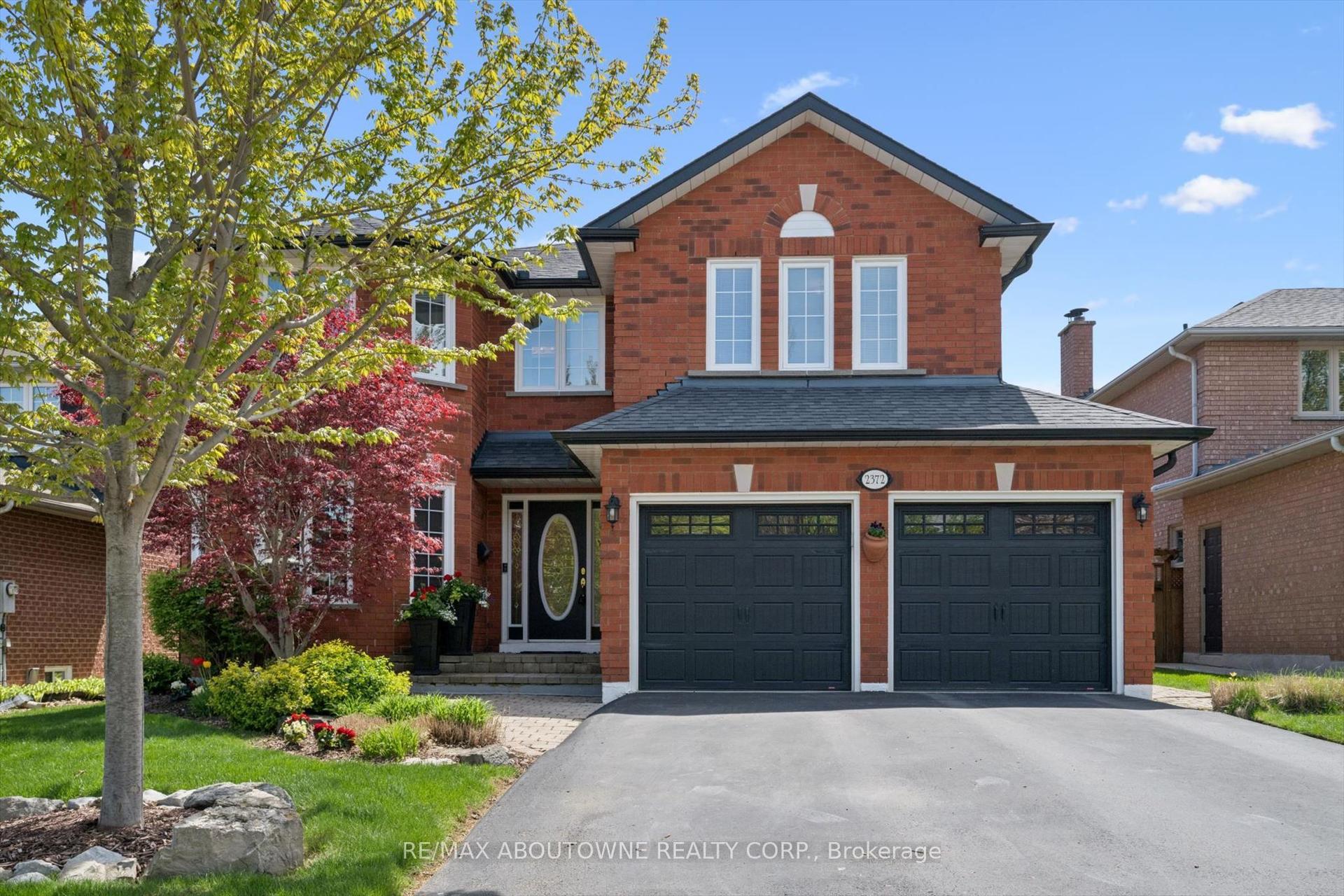 2372 Saugeen Road — photo 1