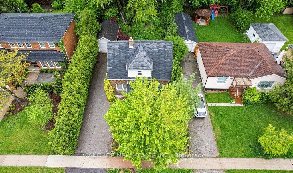 292 Horsham Avenue — photo 1