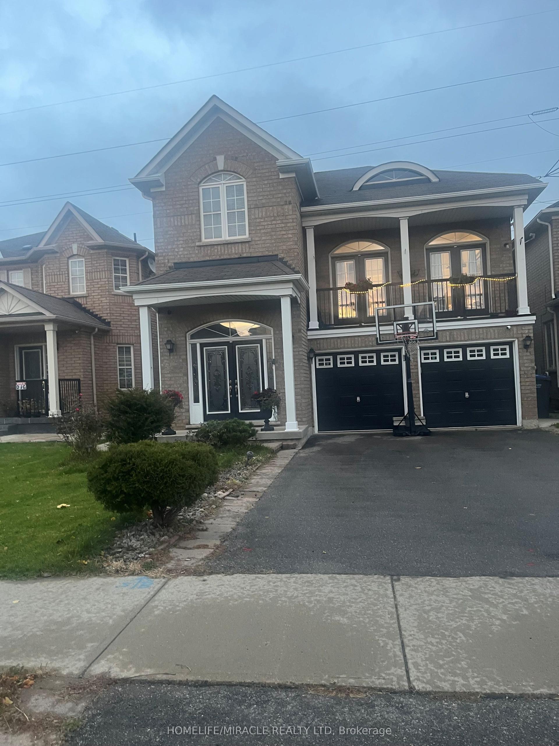 23 Roundstone Drive — photo 1