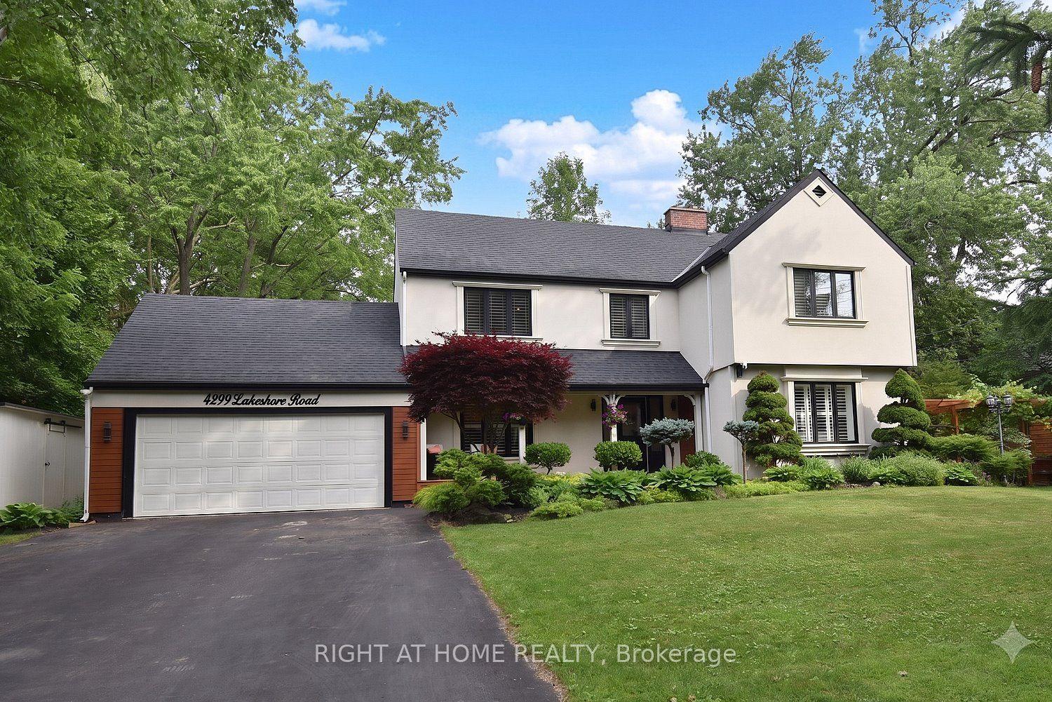 4299 Lakeshore Road, Burlington — Detached for sale, photo 1